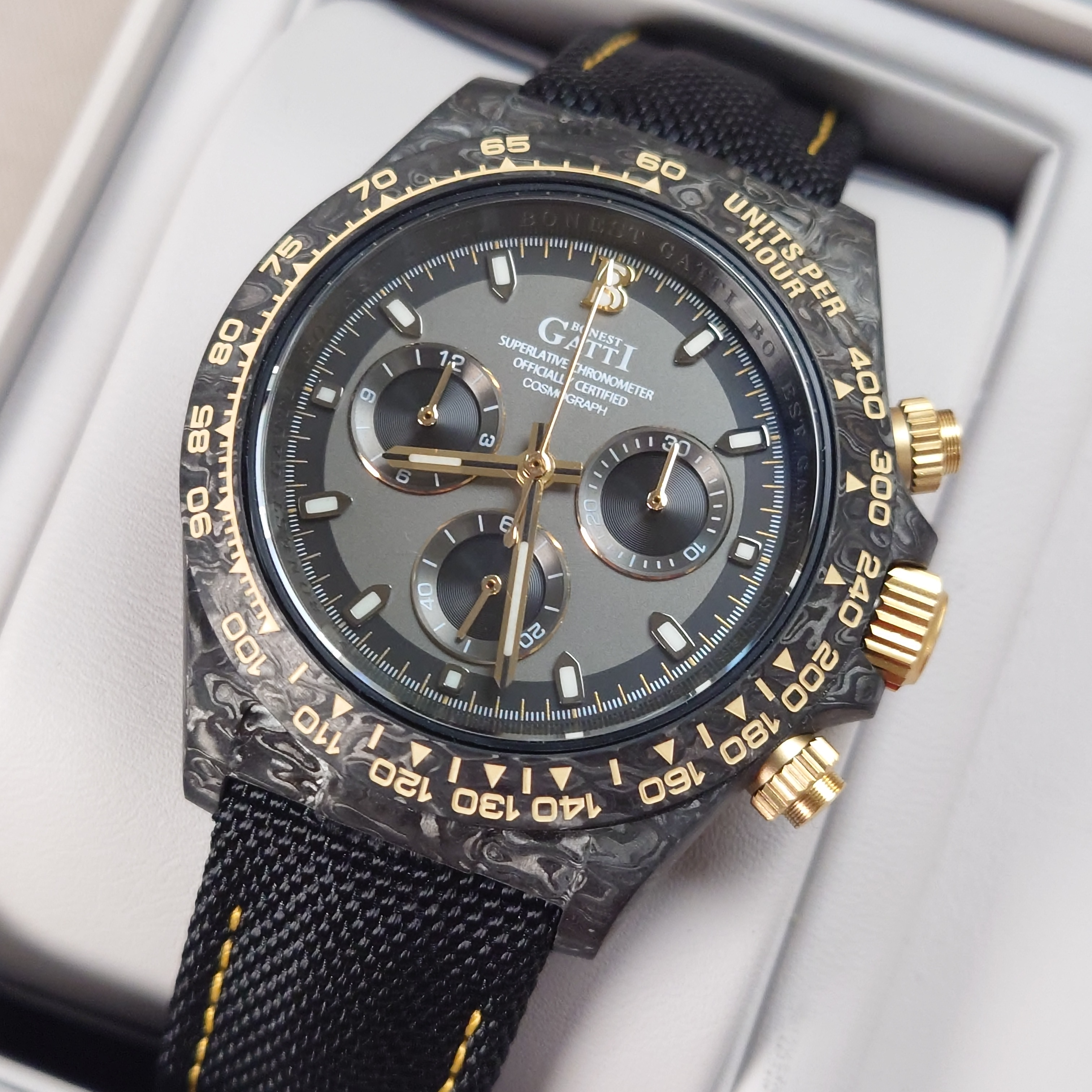 Bonest Gatti 現貨發售 地通拿款碳纖纖機械計時錶 BG9010-L1 黑金