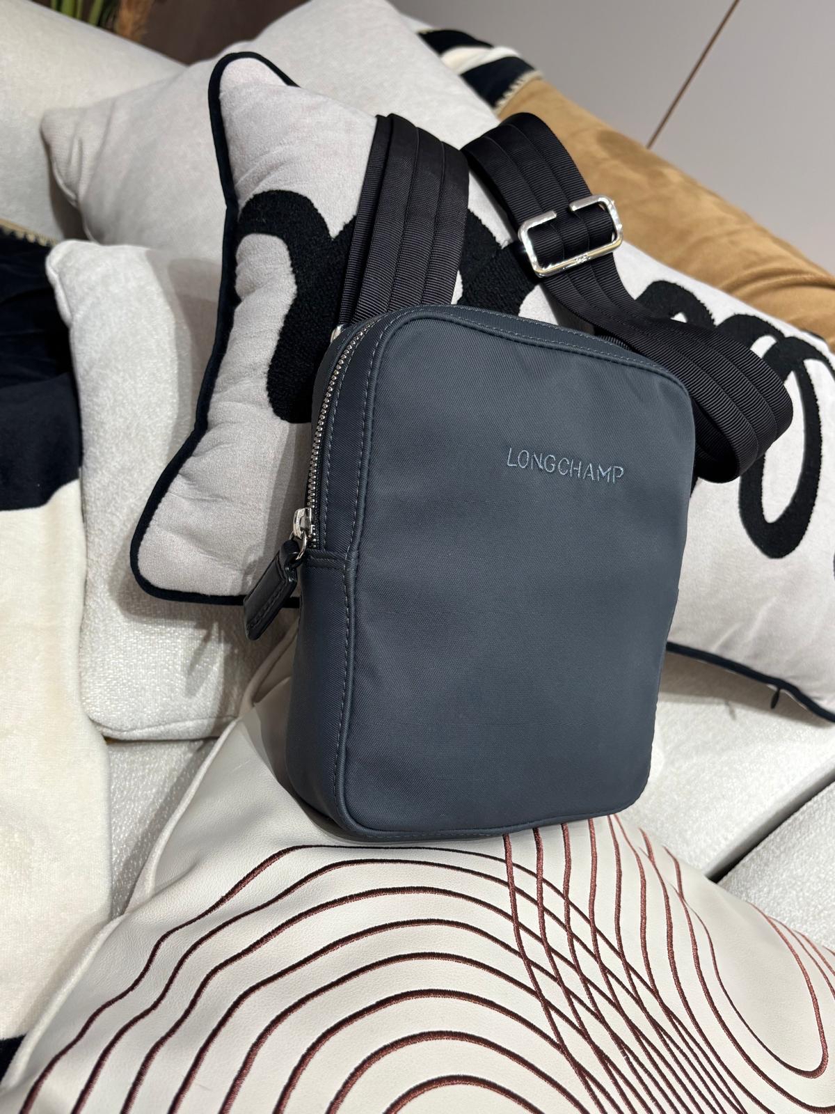 Longchamp Nylon Crossbody Bag 100%Authentic, 99%New