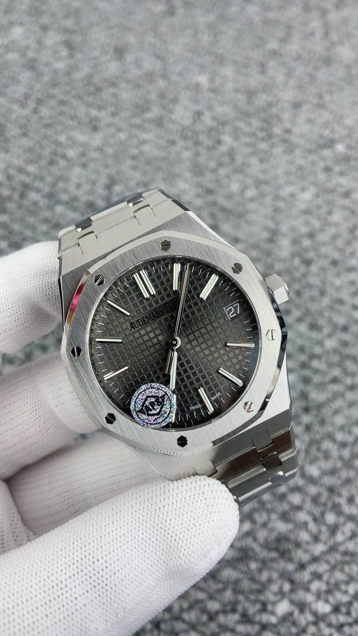 爱彼皇家橡树系列自动机械男士腕表