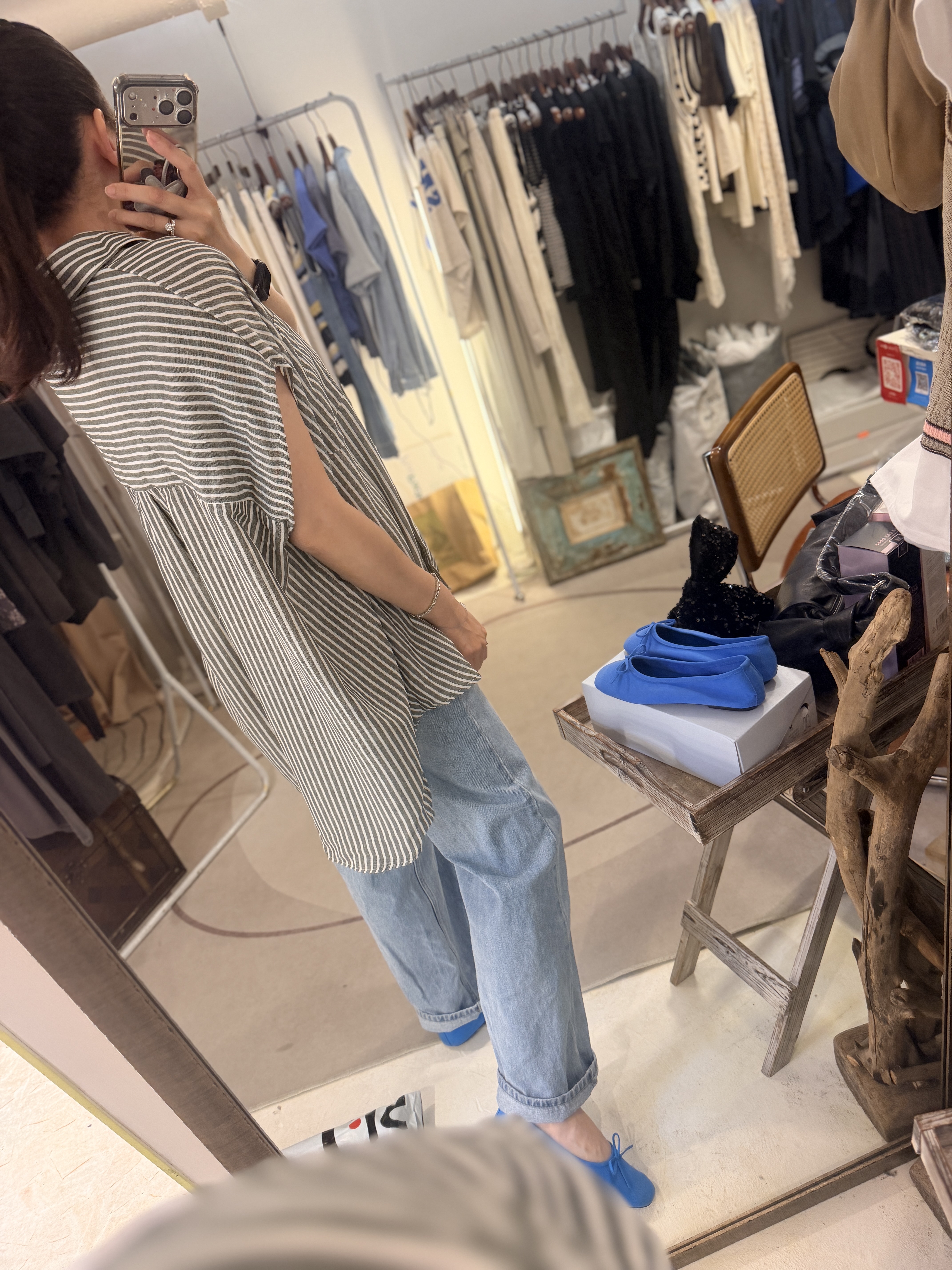 Loose cutting linen shirt