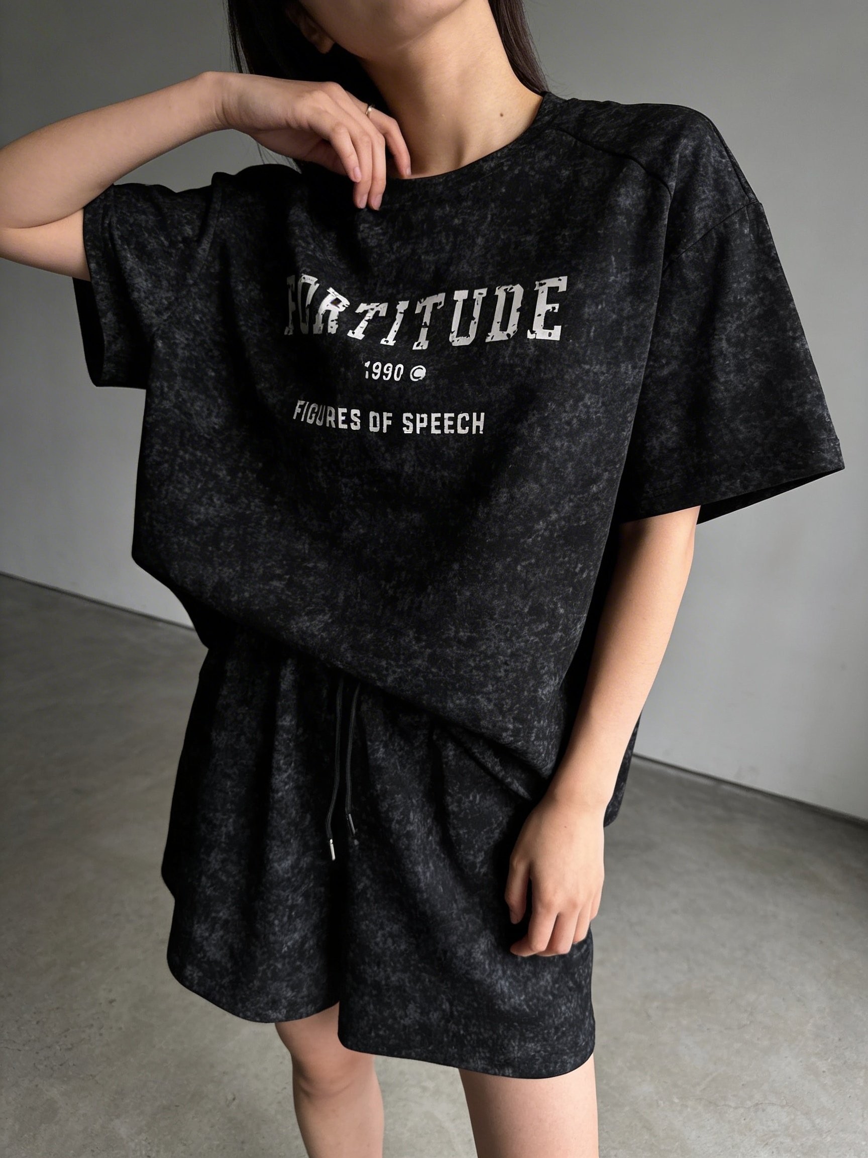 水洗做舊 FORTITUDE 短袖T恤 + 短褲套裝