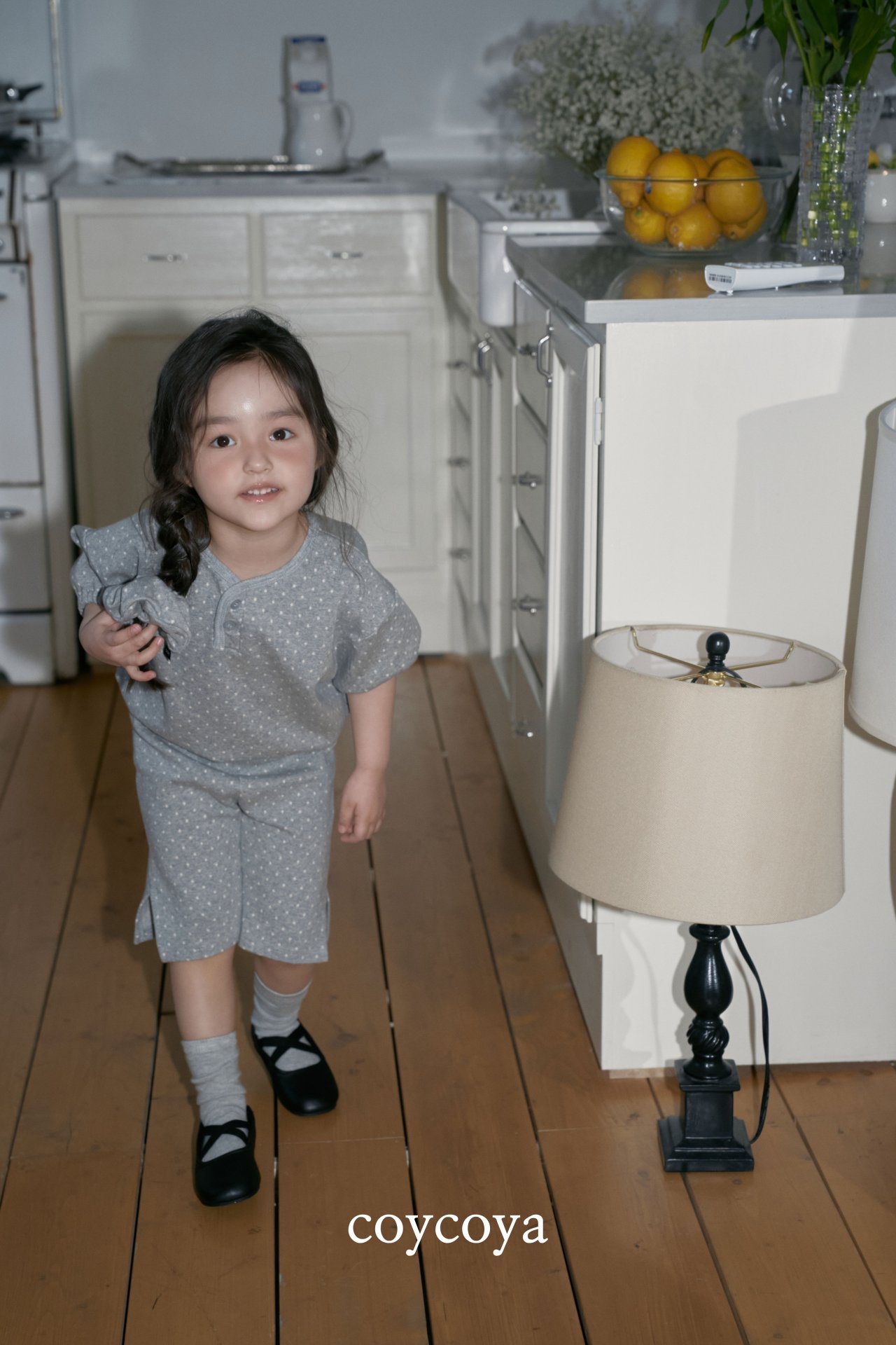 🌸預訂 韓國直送🌸🇰🇷COYCOYA兩色波點開衩七分褲