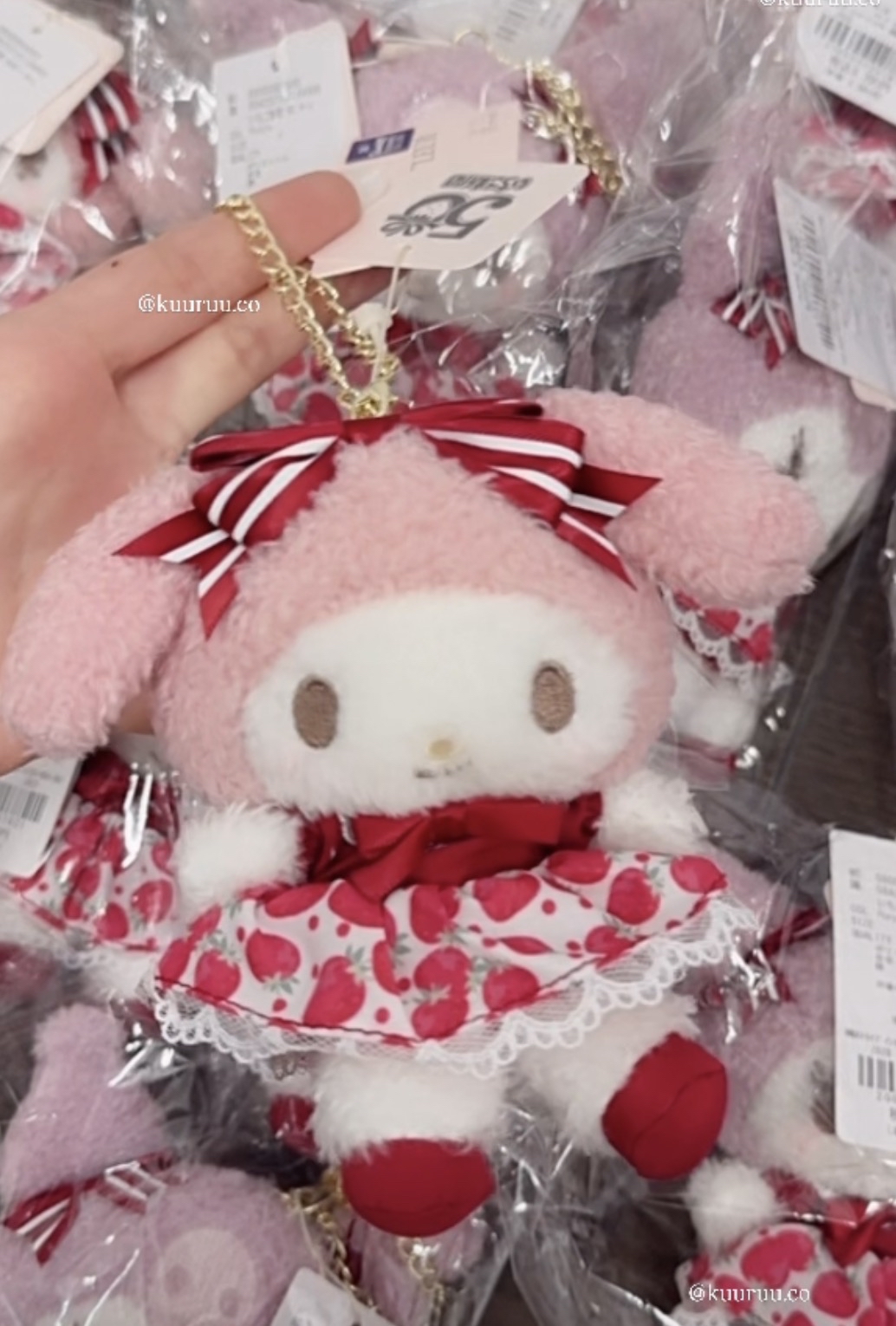 現貨｜日本限定！MDF x sanrio 草莓新聞系列造型公仔吊飾🍓