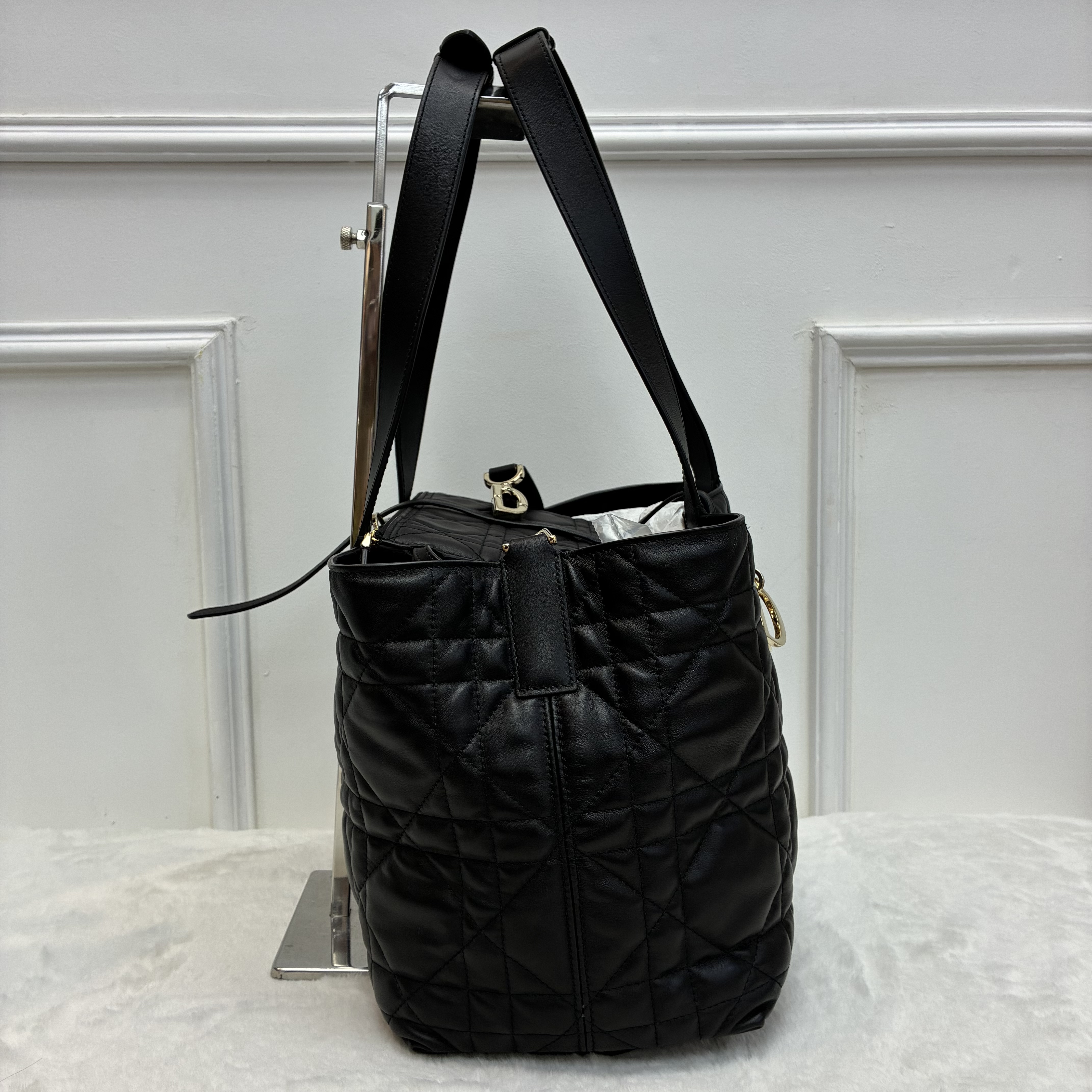 Dior Toujours 黑色土著包