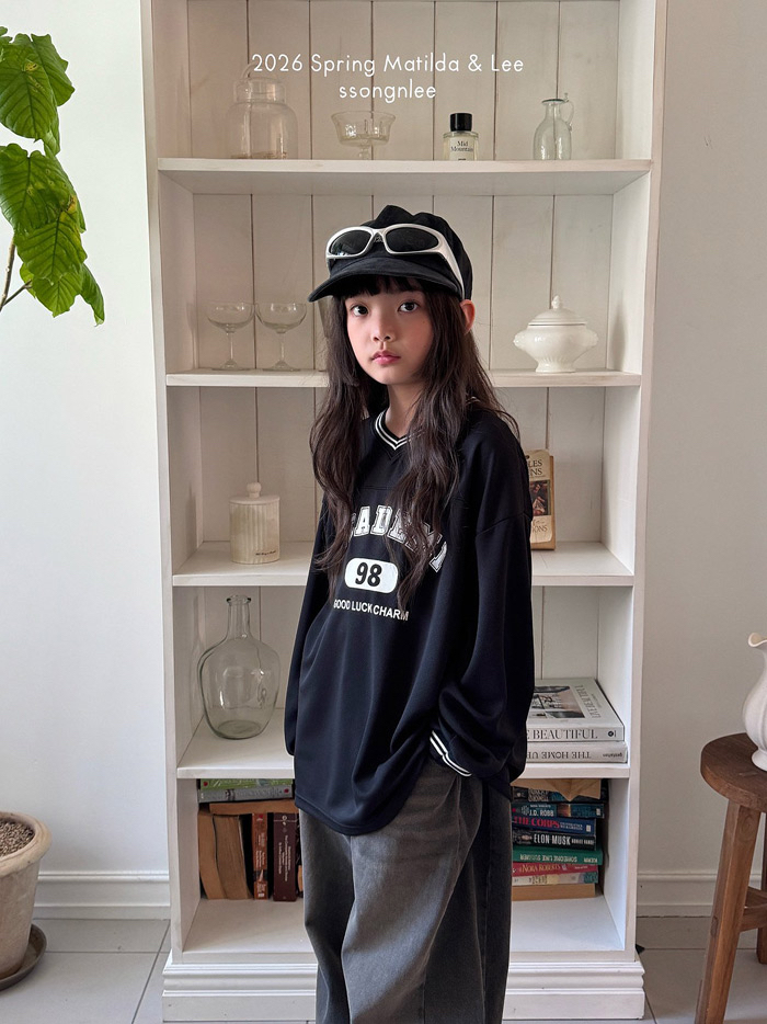 🇰🇷Matilda&Lee tee