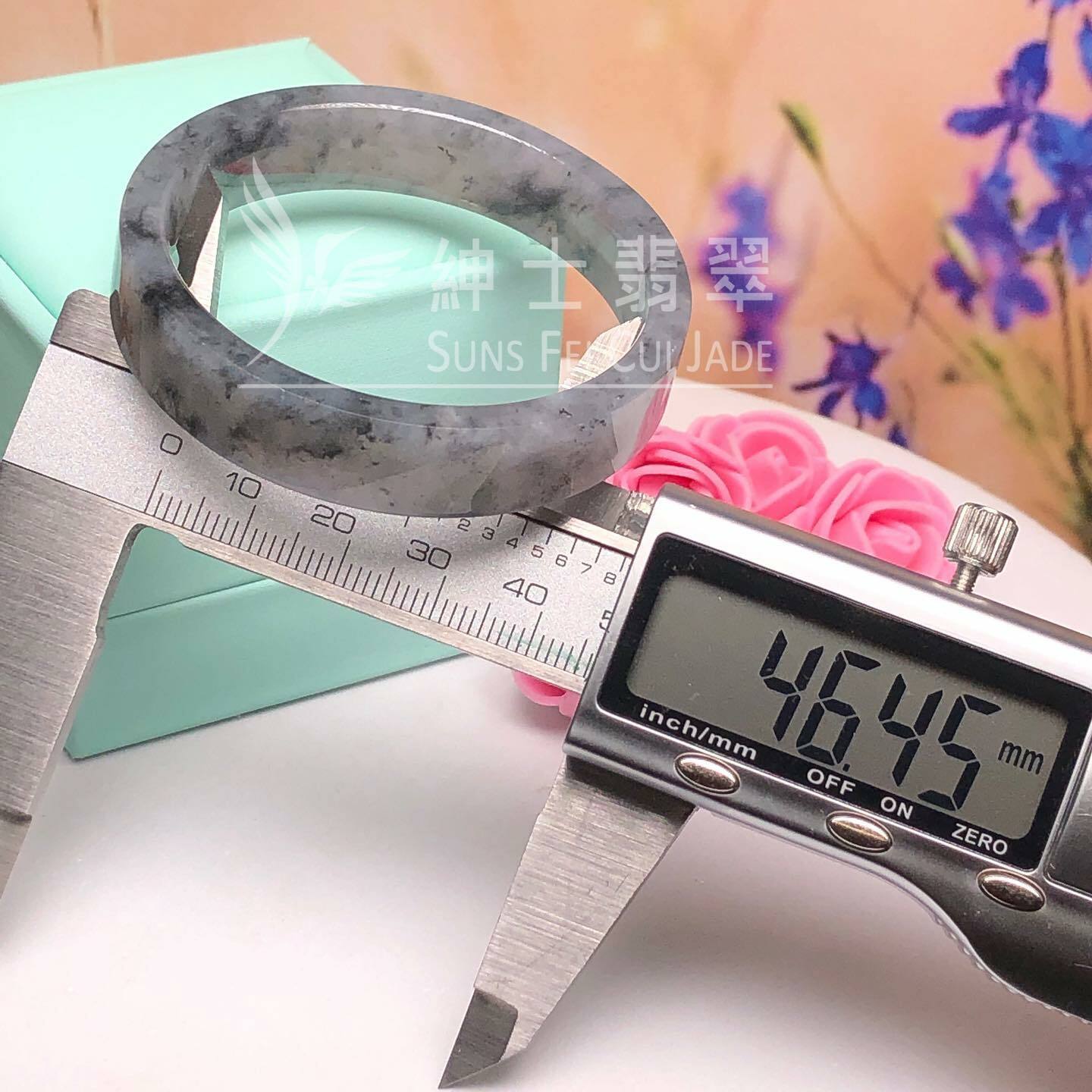 山水畫方鐲 46.43