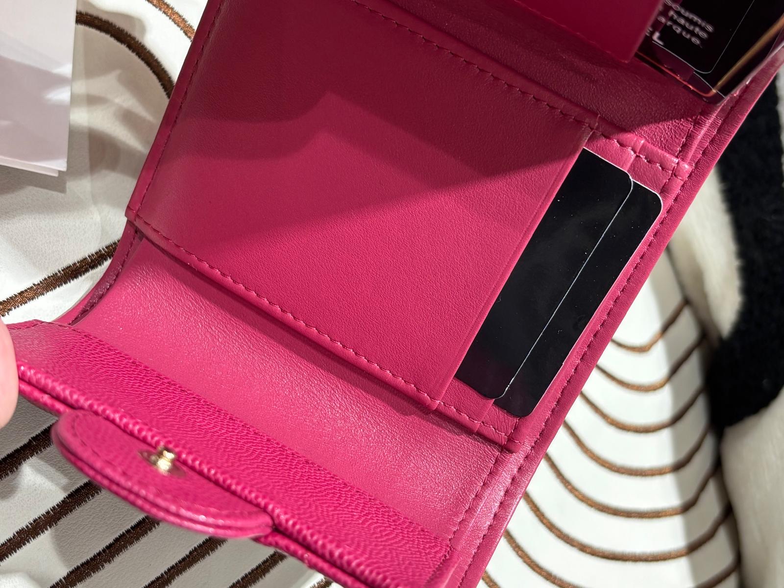 全新 Chanel Classic wallet Calfskin 100%Authentic, 100%New 全新未使用品 ✅card  ✅dust bag ✅box