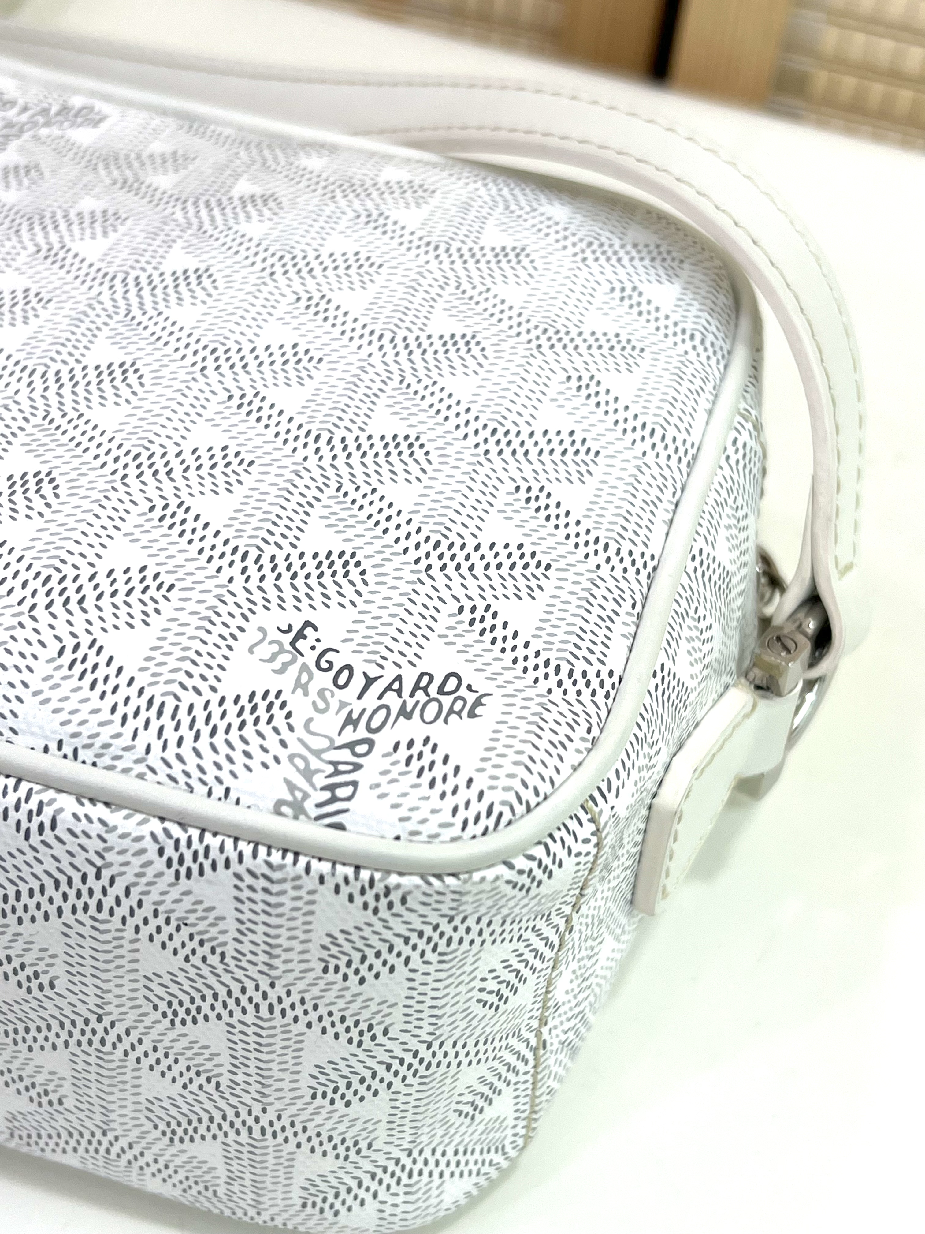 直播貨品 |  [1個-$100 2個-$300］GG64