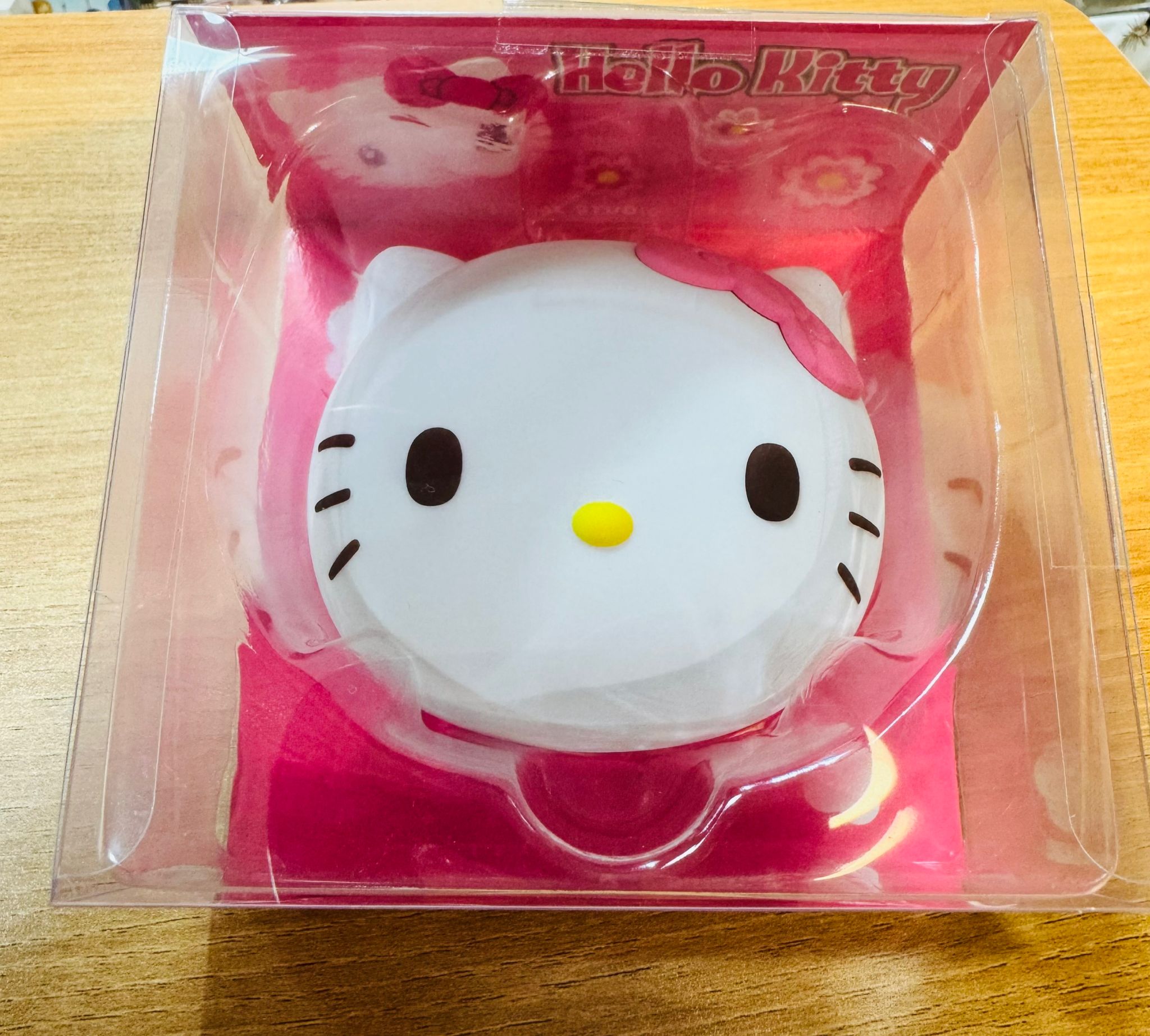 Hello Kitty USJ限定暖手蛋