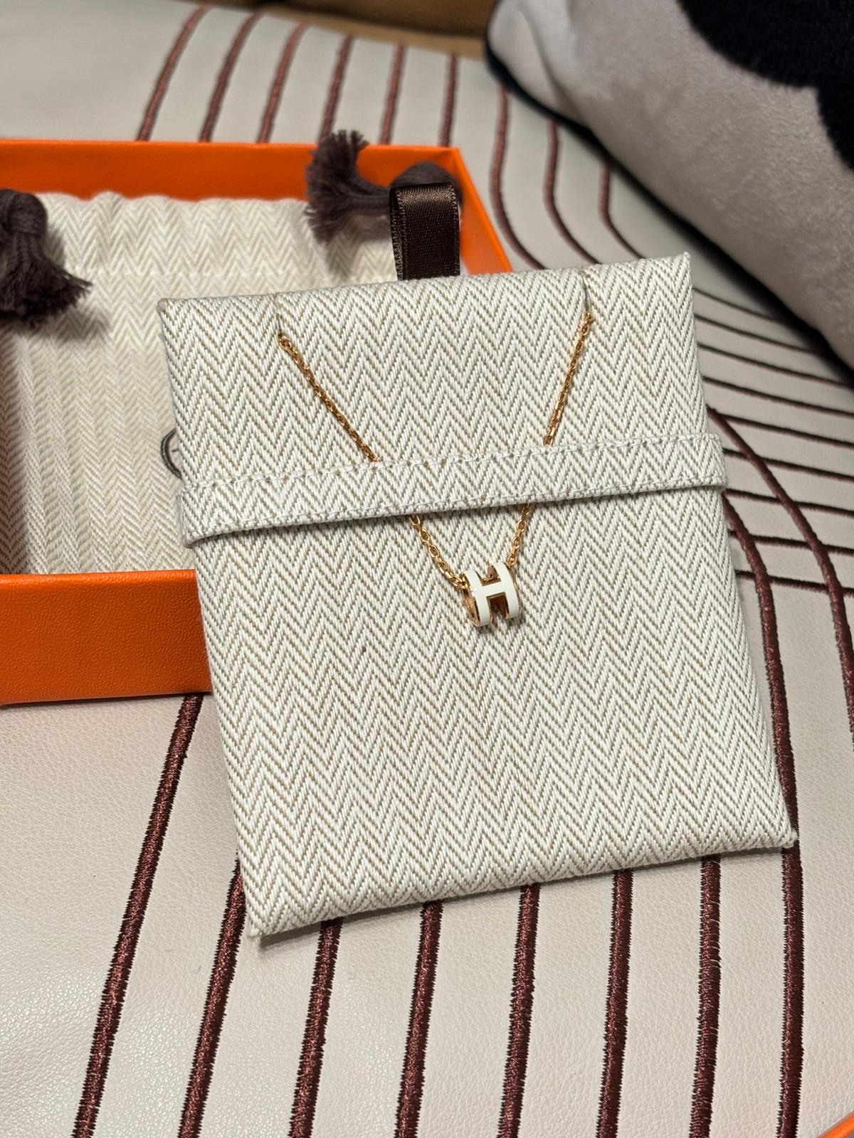 Hermes Mini Pop H Necklace 白色金鏈 100%Authentic, Unused ✅Dust bag✅Box
