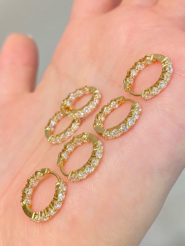 18K Diamond Earrings 