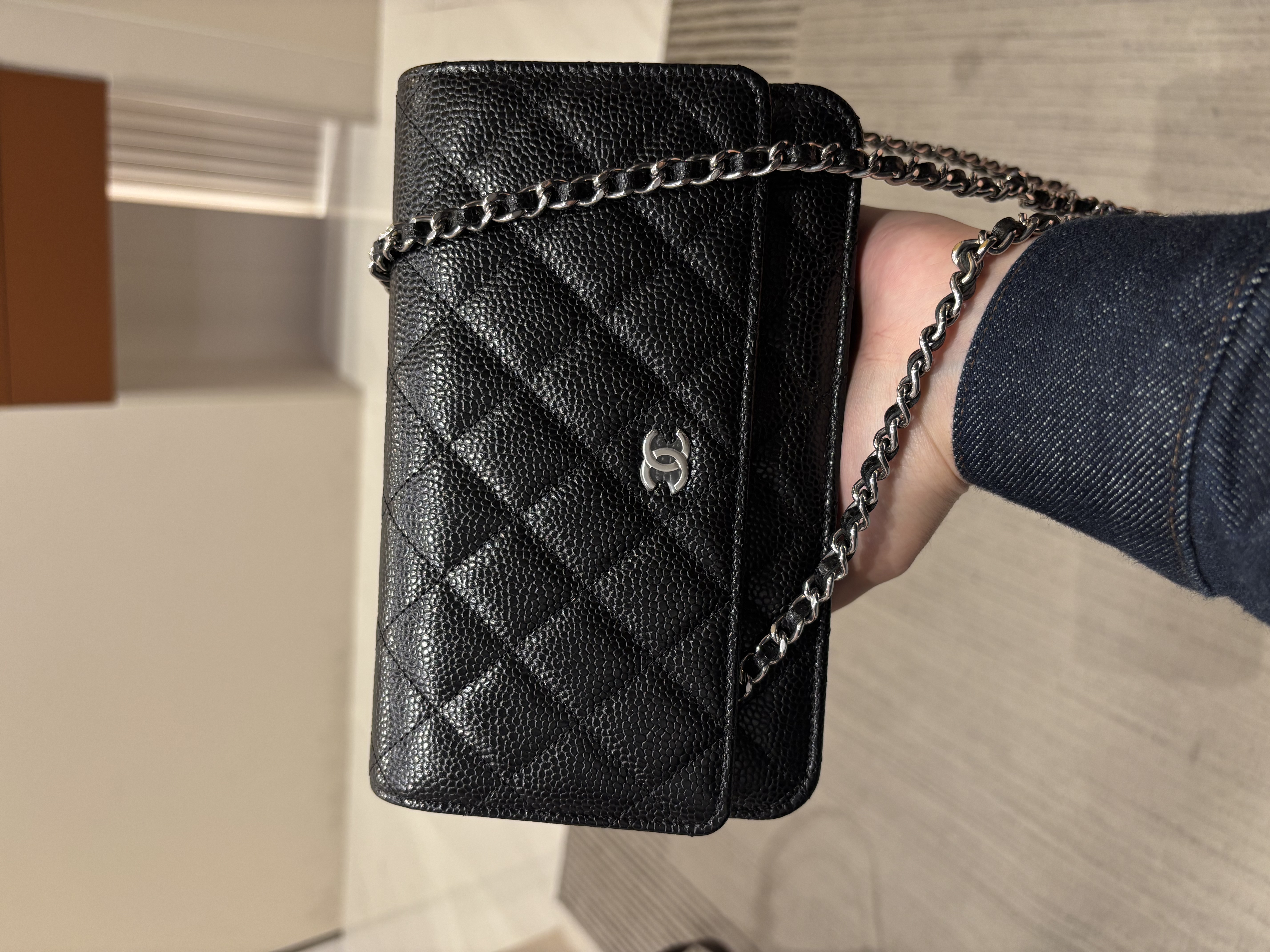 全新 Chanel wallet on chain 黑色荔枝牛皮銀扣 WOC 100%Authentic, 全新 100%NEW  ✅晶片貼✅dust bag ✅box