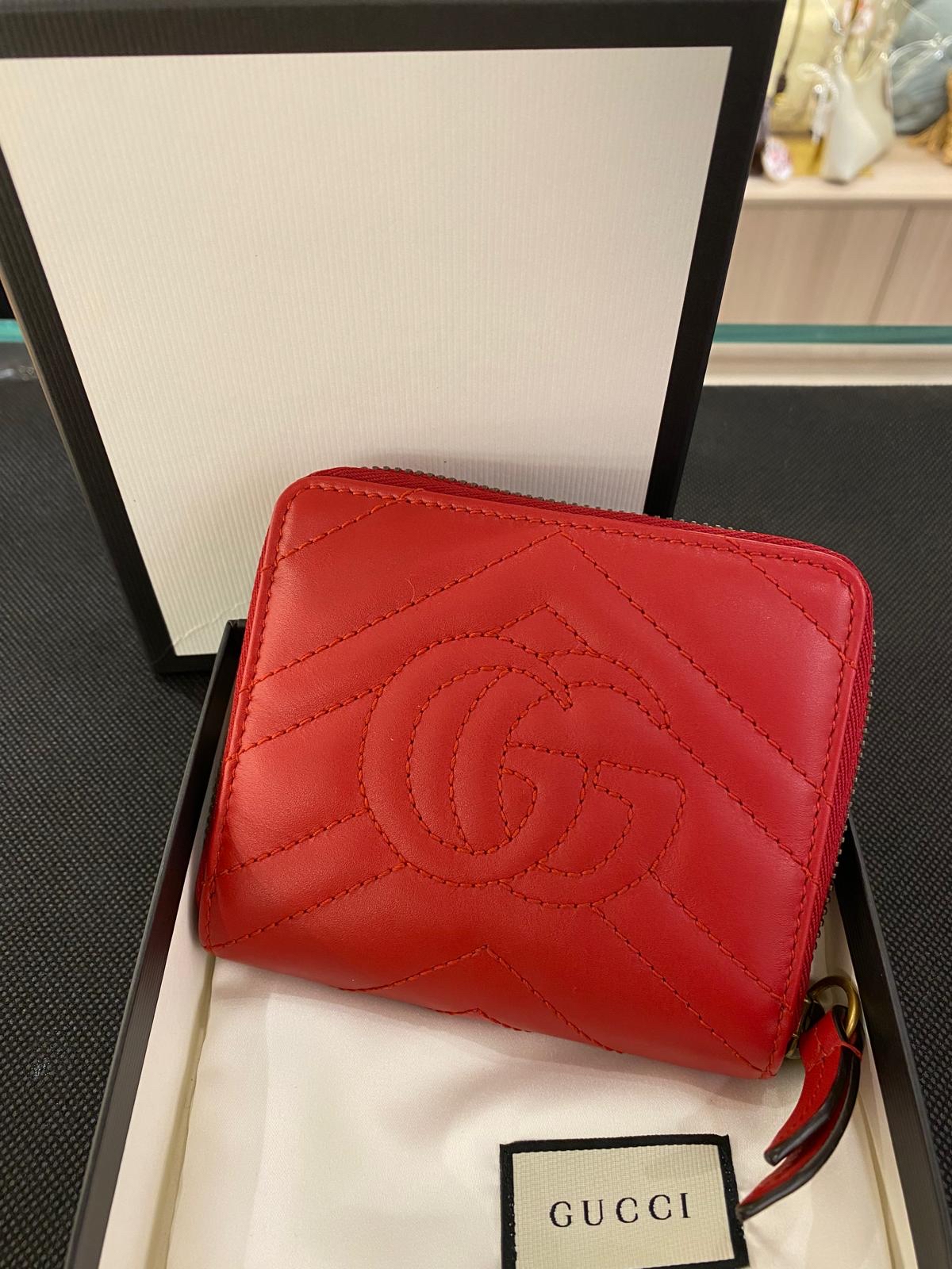 GUCCI 紅色牛皮短銀包