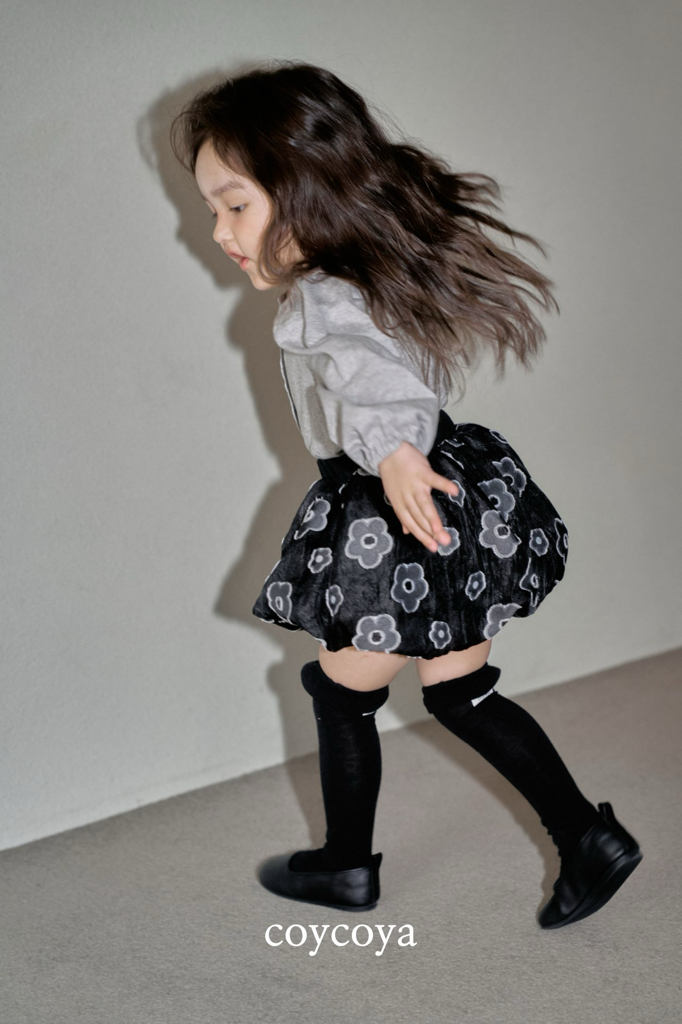 🌸預訂 韓國直送🌸🇰🇷COYCOYA兩色復古立體花花滿印南瓜裙
