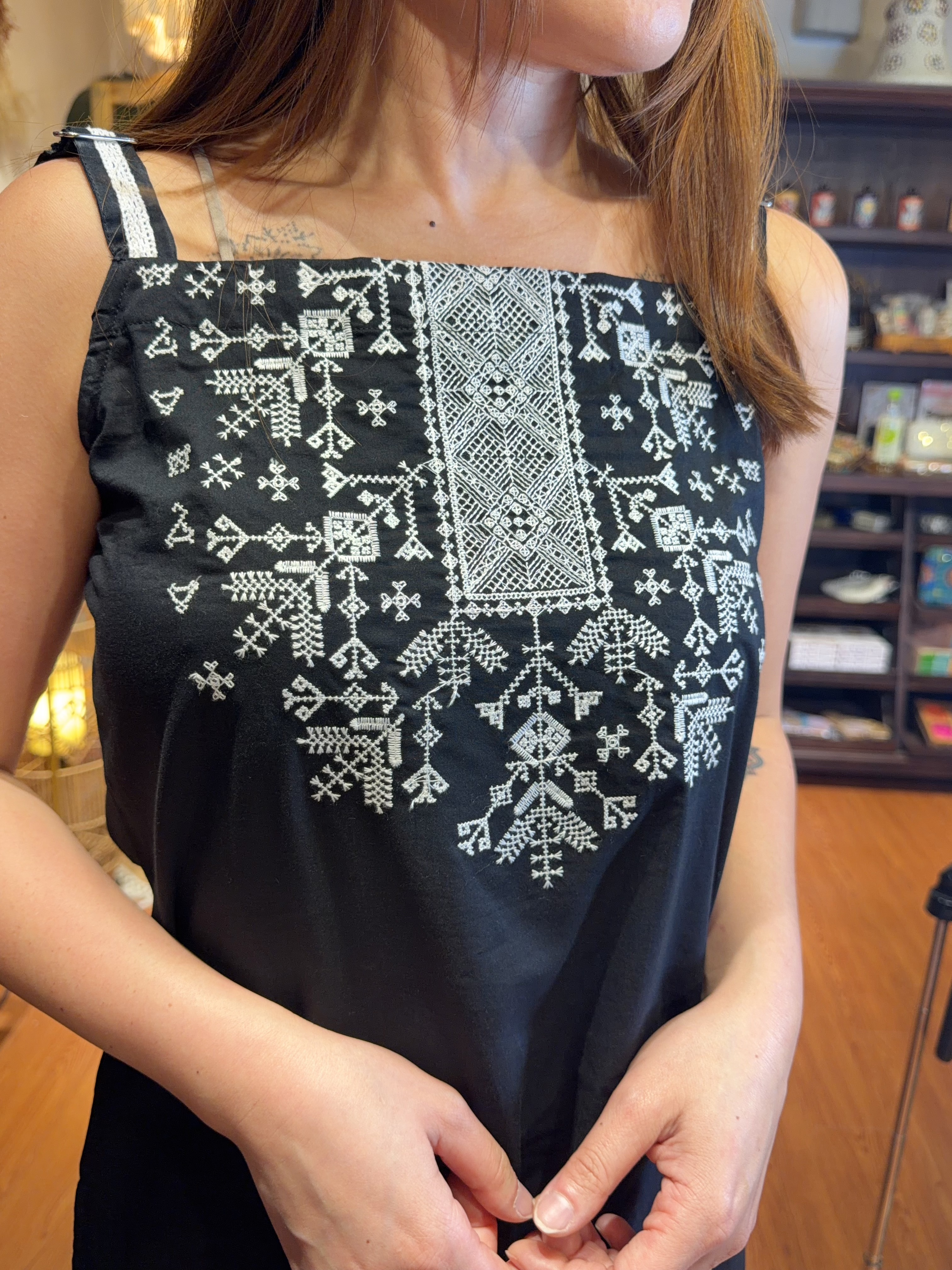 2369 Black with White Emb SL Top