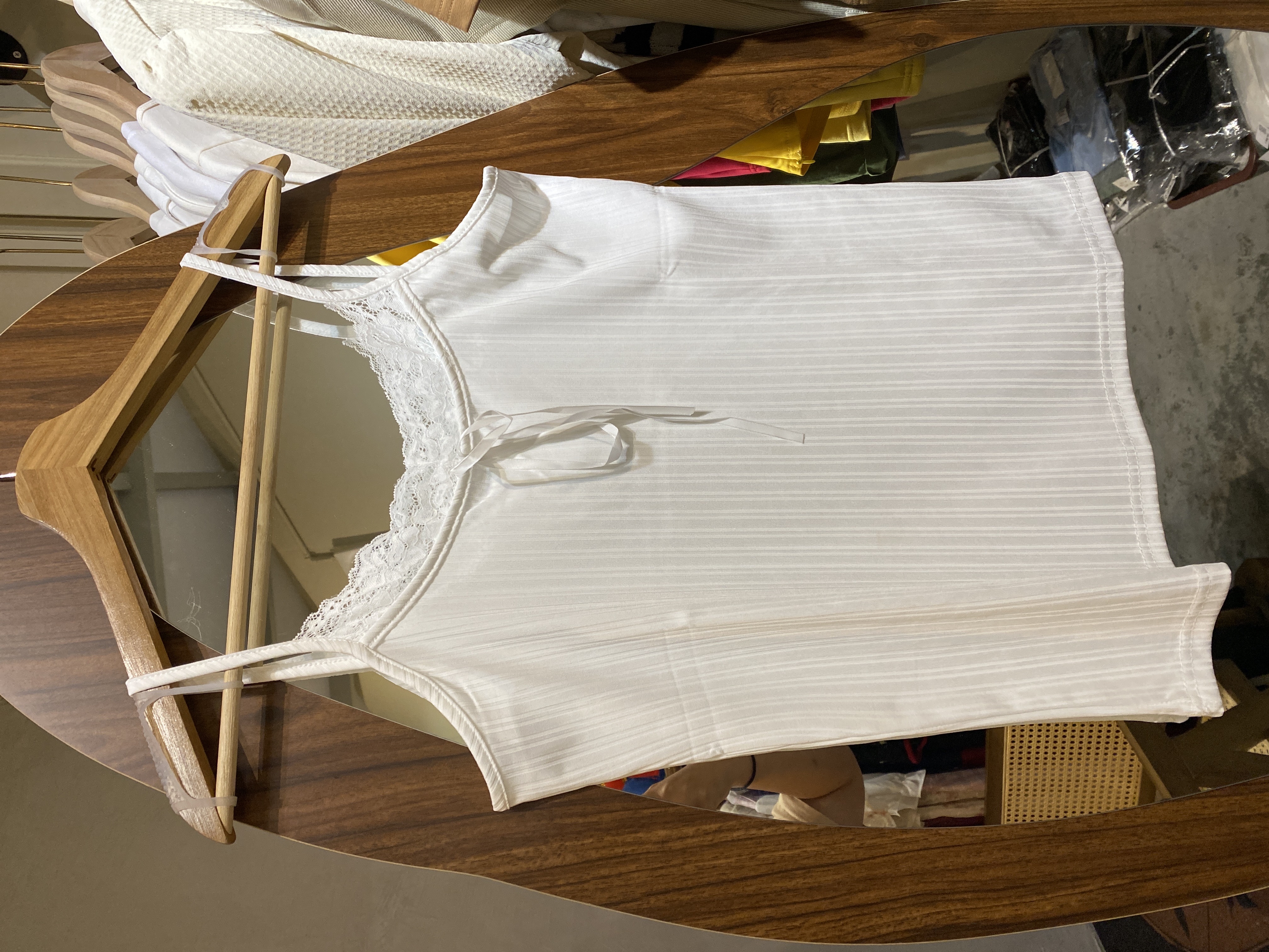 ✨4601号-甜美蕾丝边蝴蝶结吊带背心