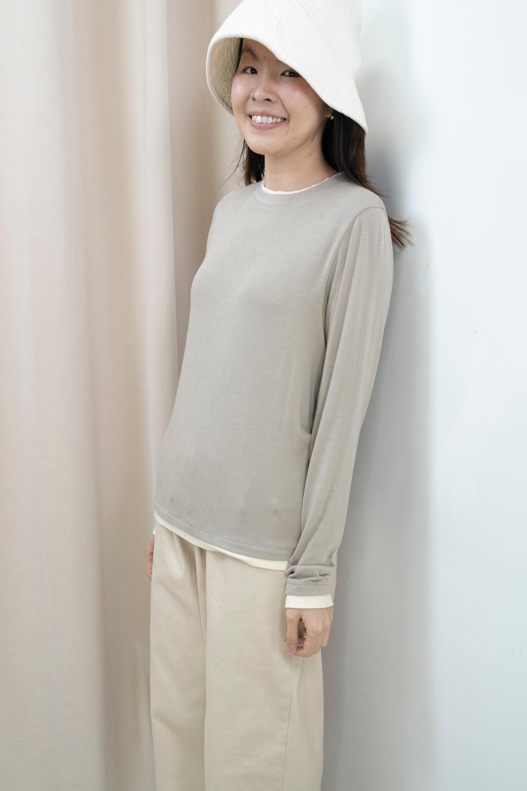 超彈拼色領邊上衣（深米色）