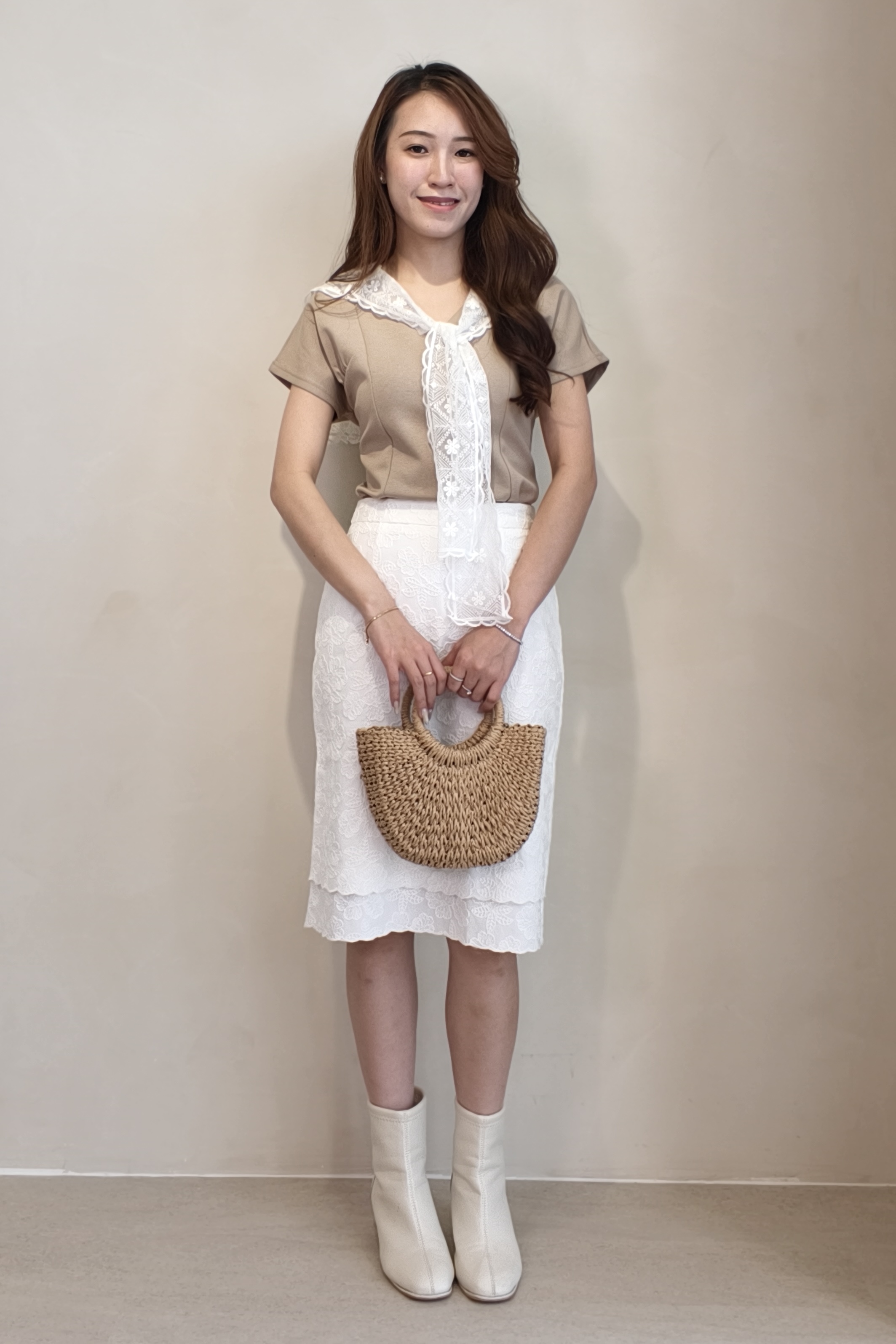 308271 Luna Soft Knit V-Neck Tee