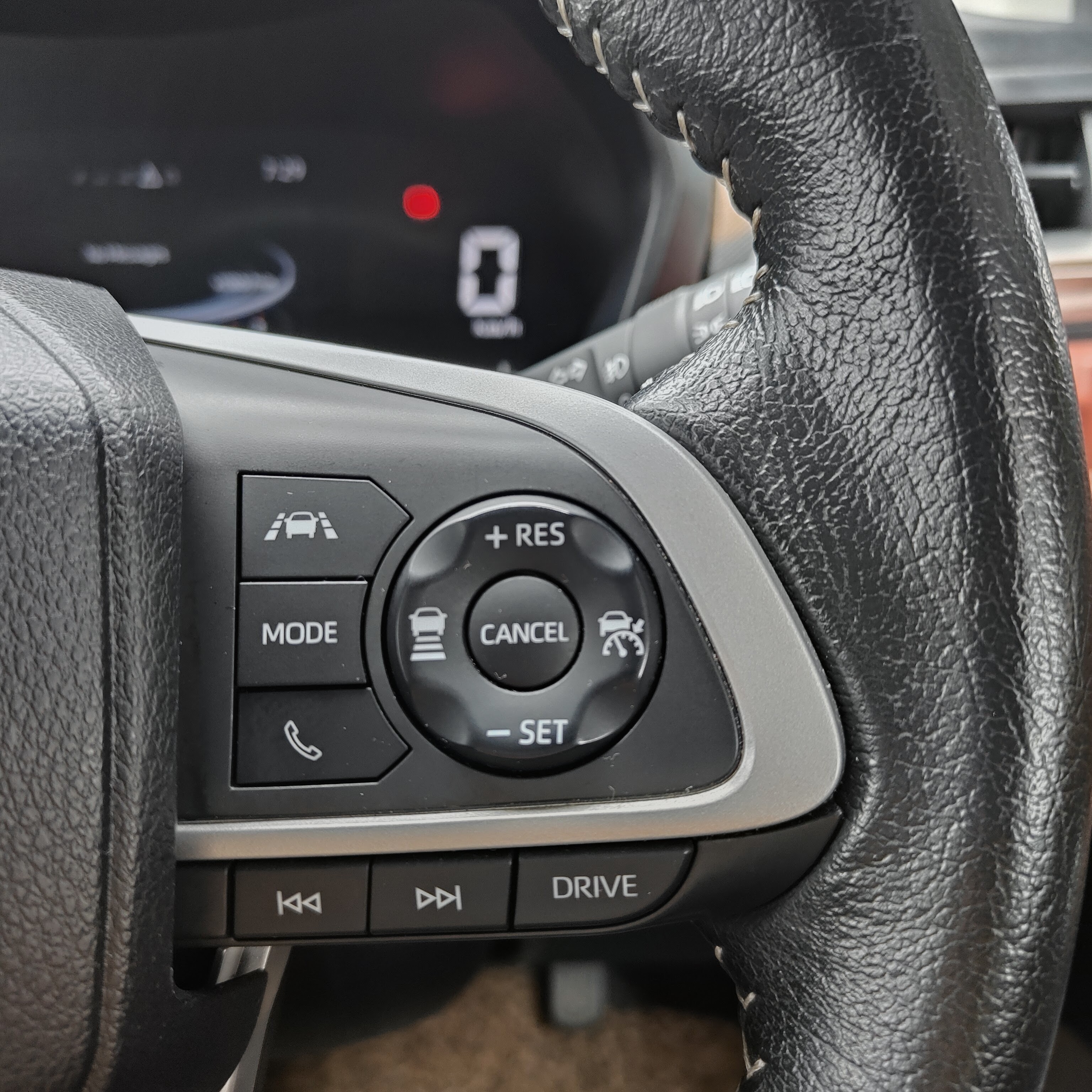 2022 PERODUA ALZA 1.5 AV 
