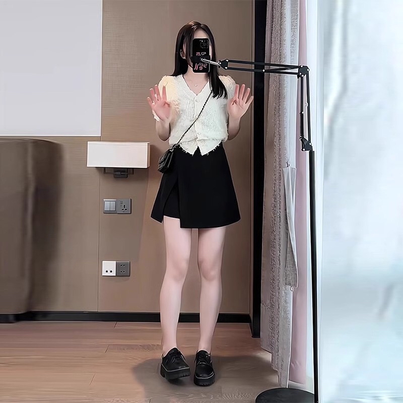 B250(13691) 韩版爆款高腰显瘦遮肉前开角黑短裙 