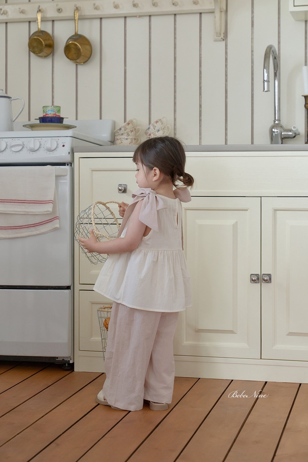 ☀️預訂 韓國直送☀️🇰🇷Bebenine兩色肩部大緞帶純棉背心