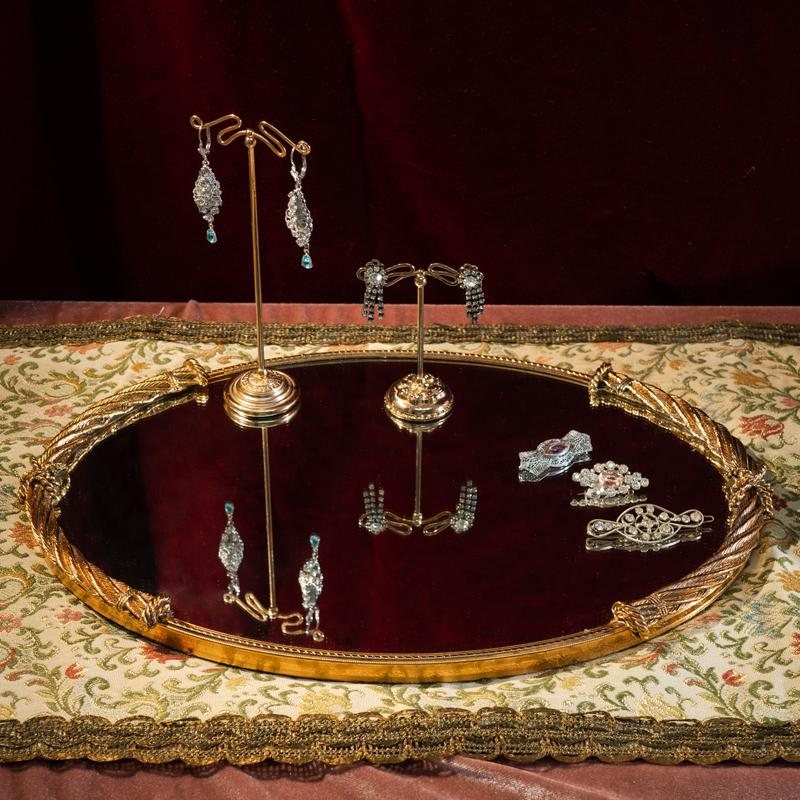 C.a. 1960s Refined Robe Design Vintage Vanity Mirror Tray from Canada (MT1573)
