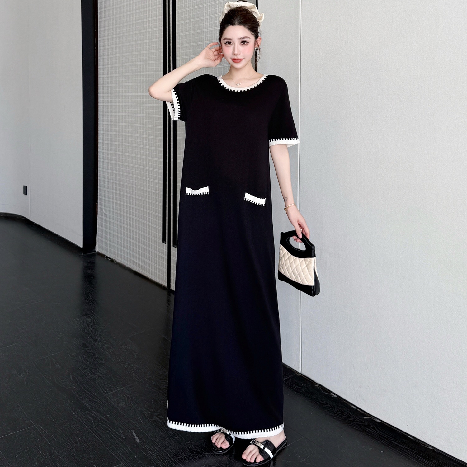 B241(61006) 法式小香风撞色波浪纹花边领与假口袋边黑针织连身裙