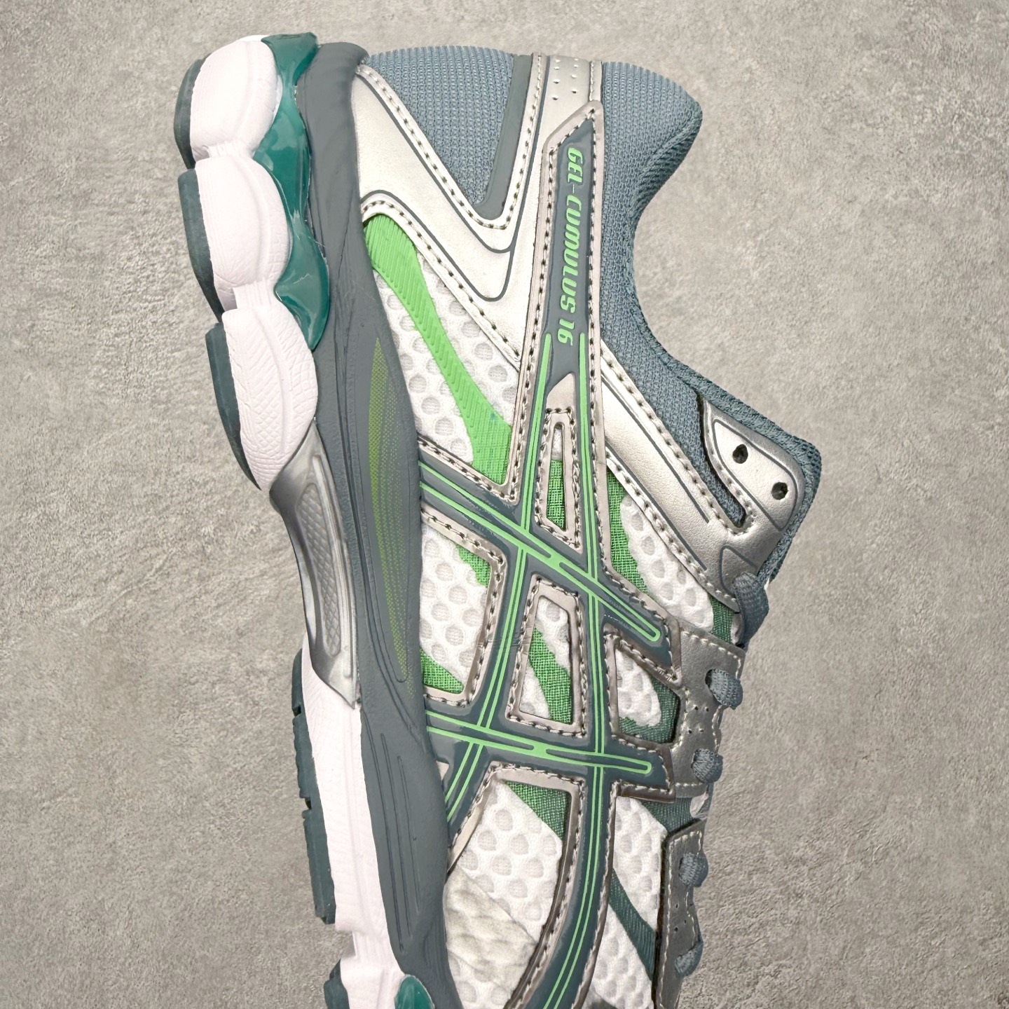 Asics Gel-Cumulus 16