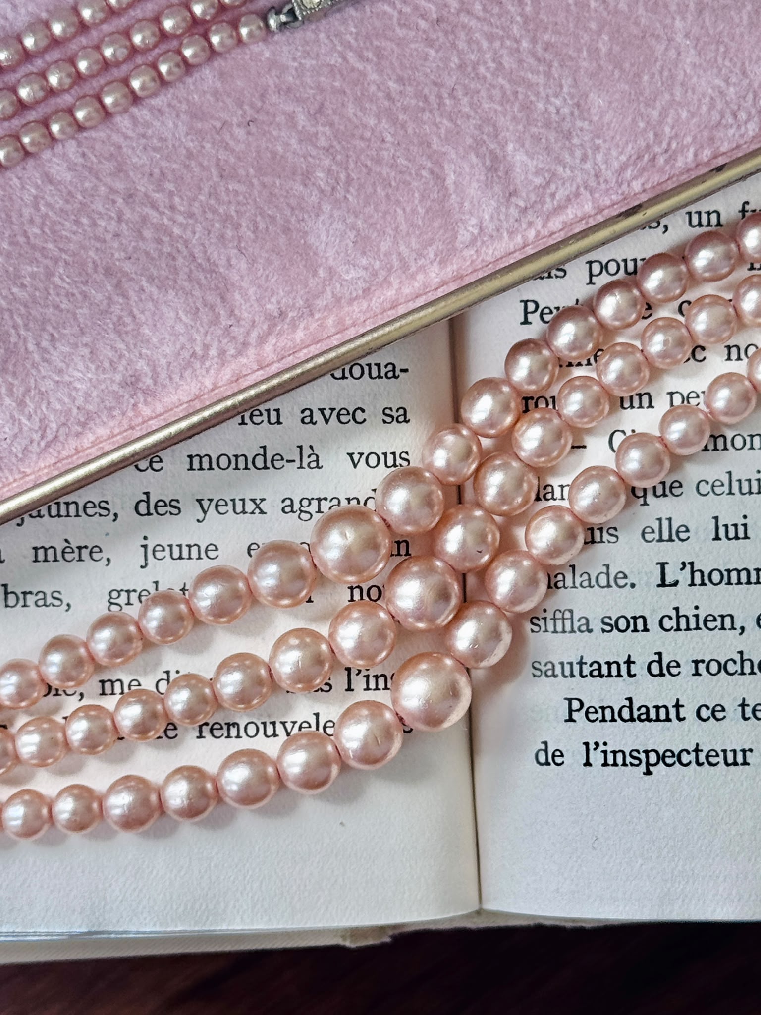 C.a. 1960s 17-18" Three-Row Graduating Pink Glass Pearl Necklace (MT2603)