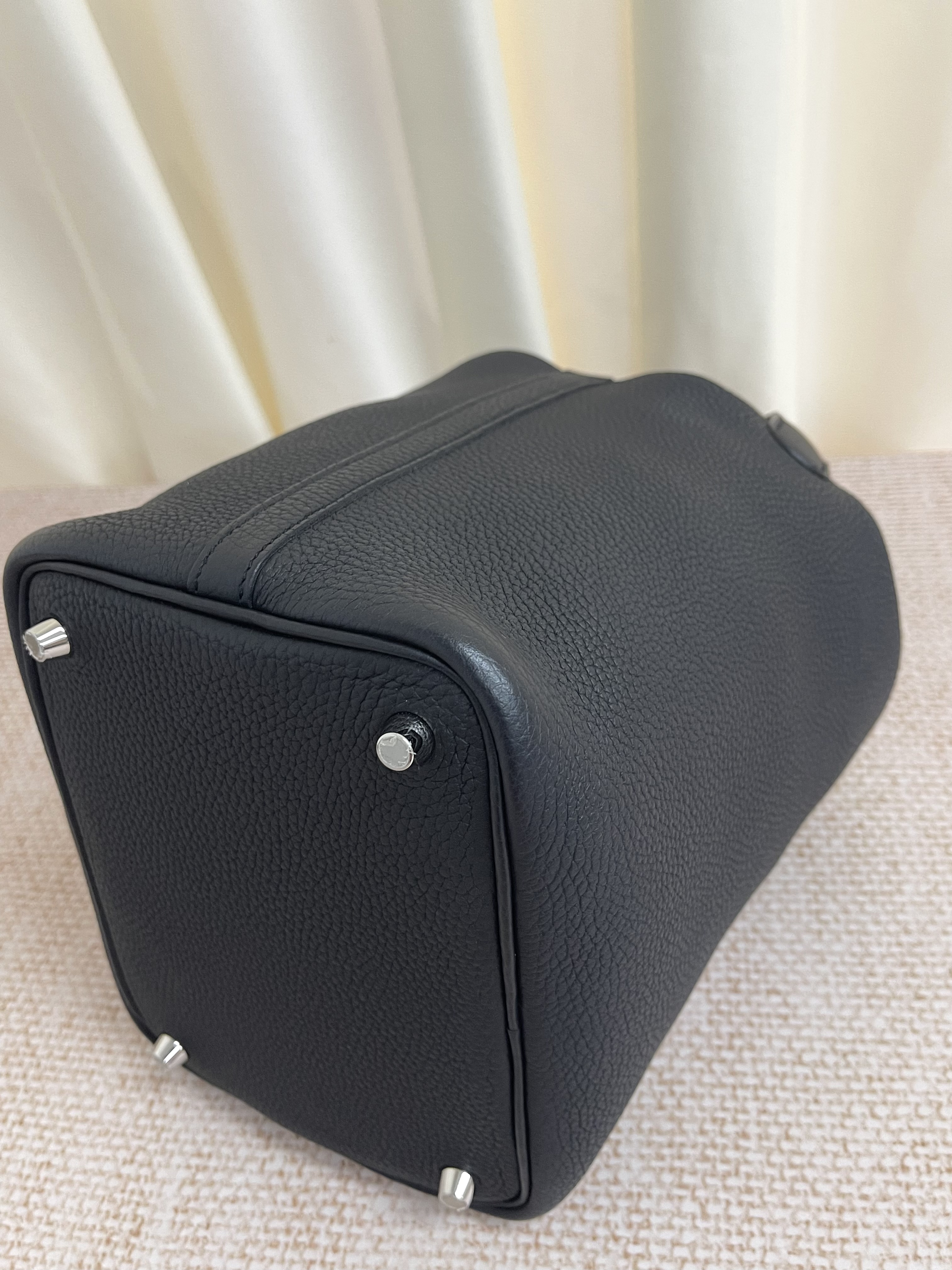 Pre-owned Hermes P18/ Stamp D/ Product Code: 26031706