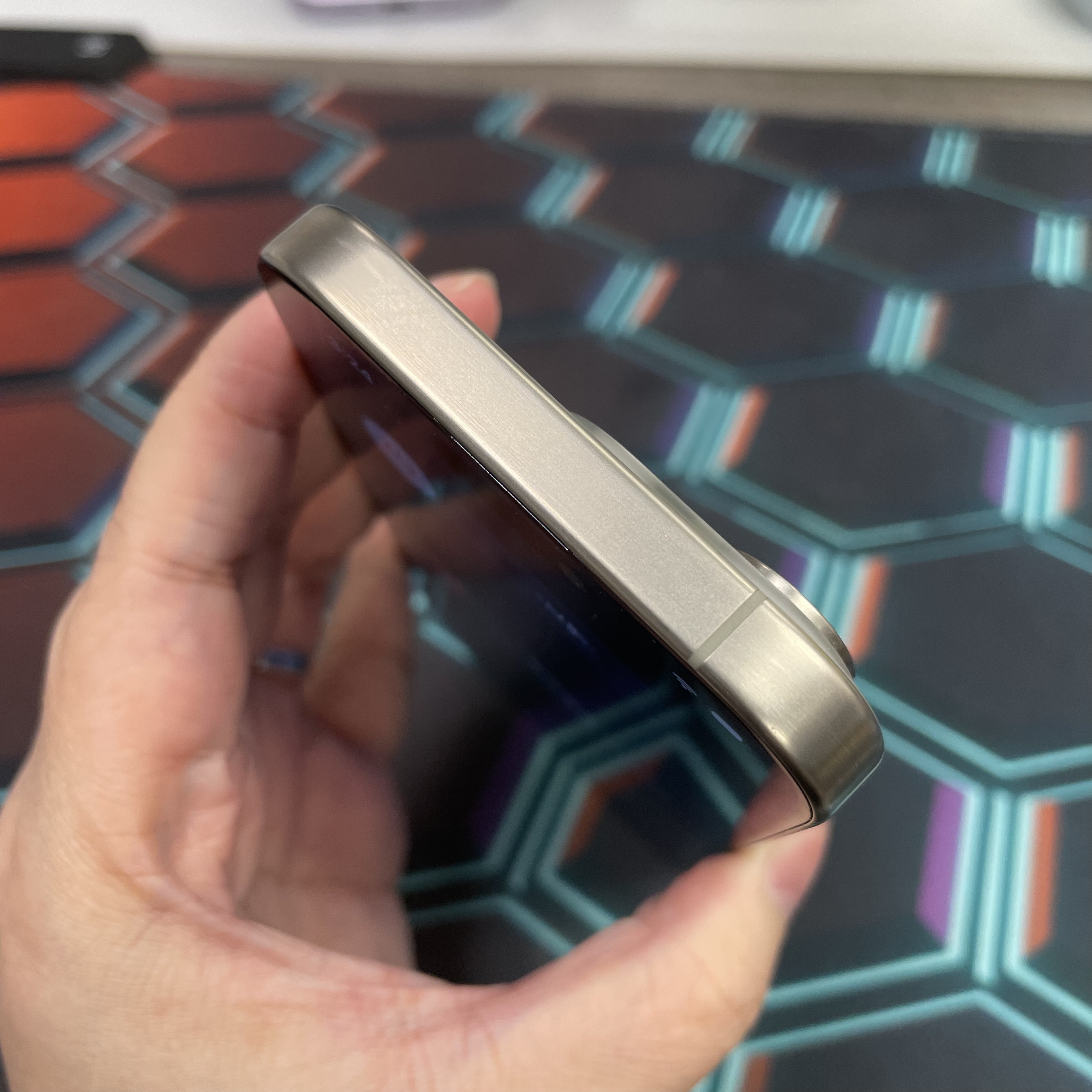 *8293 15 pro 完美機 256GB 電91 原色 gray