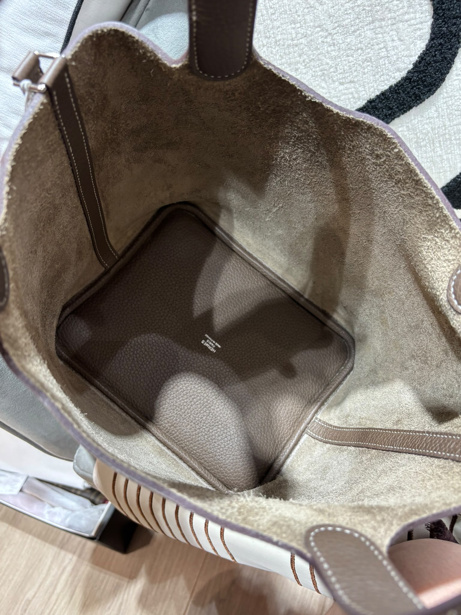Hermes Picotin 22 Stamp Y Etoupe 100%Authentic, 95%New ✅Key Lock ✅Dust bag