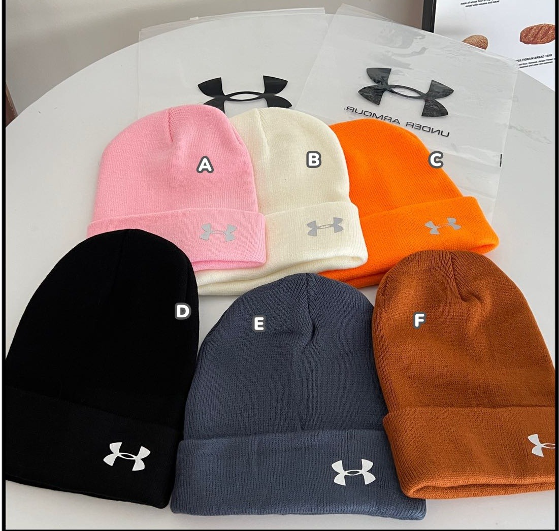 Under Armour Limited Knit Beanie  限定款針織冷帽