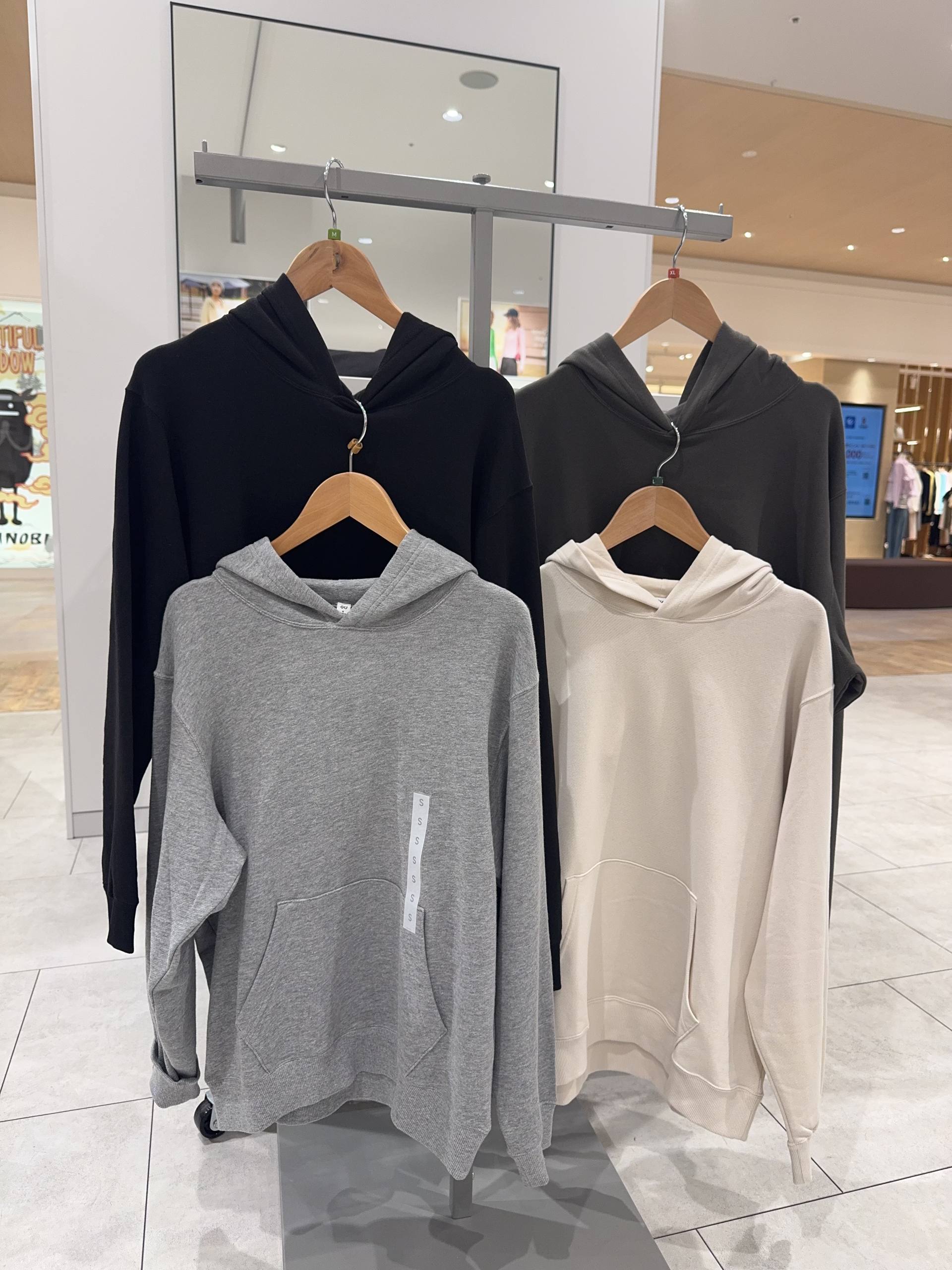 🇯🇵GU 长袖连帽T