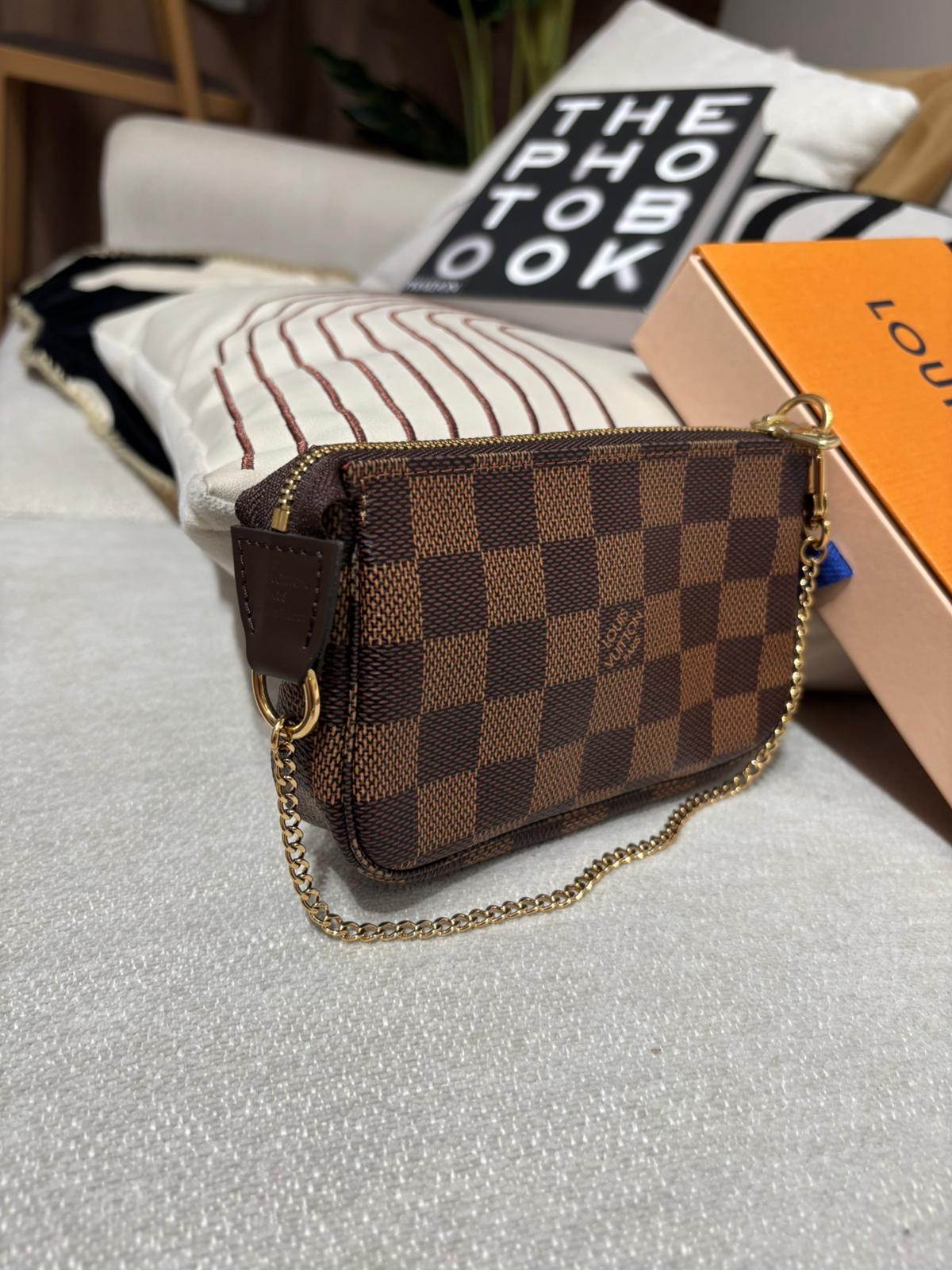 全新 Lv Mini Pochette  100%Authentic,Brand new, unused 全新未使用品 ✅Box