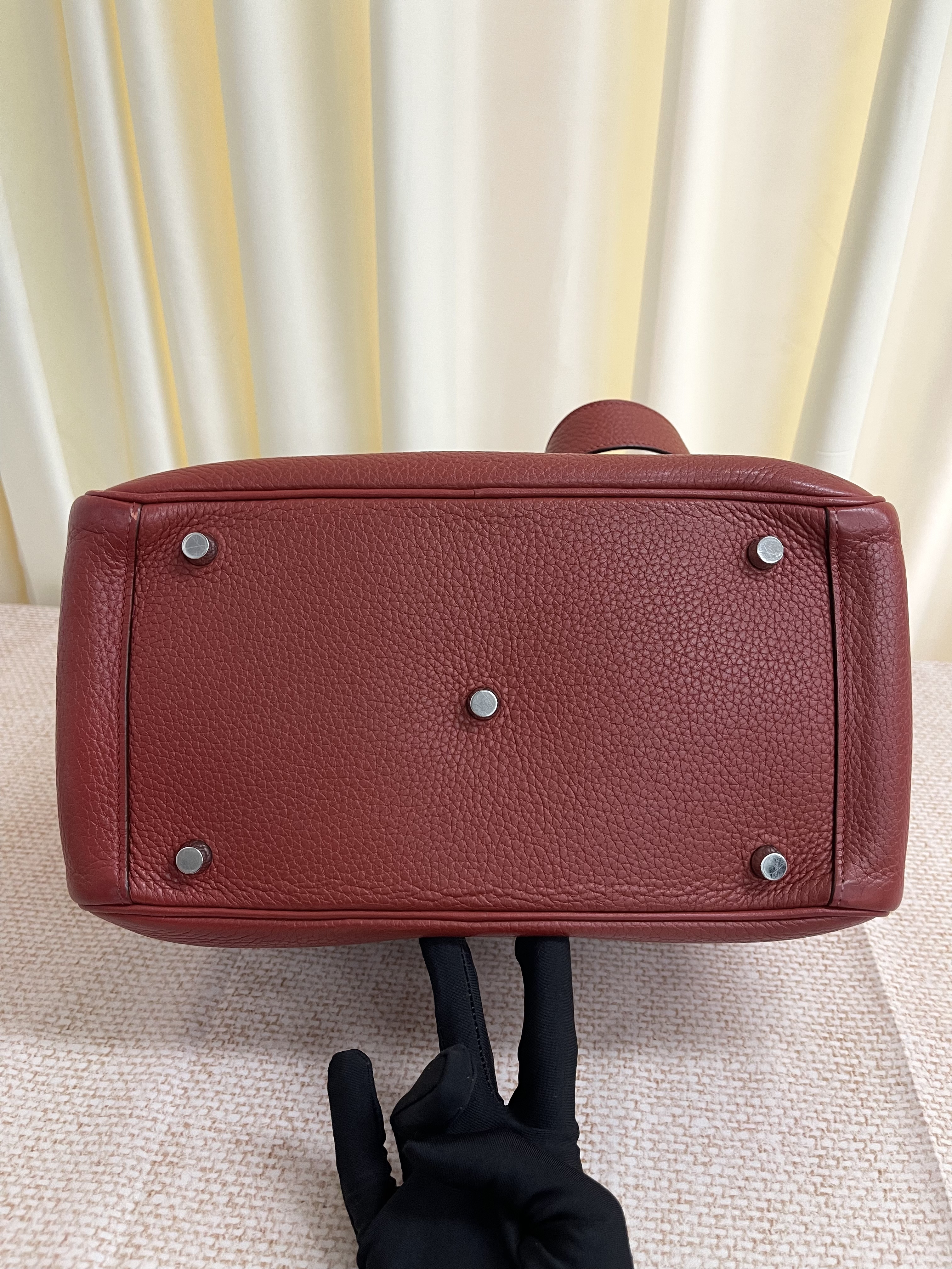 Pre-owned Hermes Lindy 30/ Stamp square M/ Product Code: 26020306