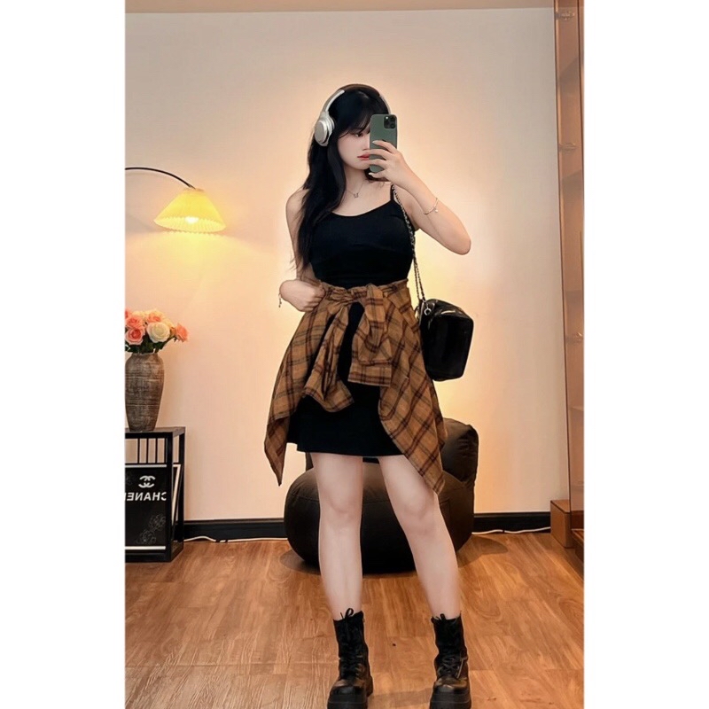 B238(6829+6828) 美式复古褶皱腰显瘦黑咖吊带裙与咖格纹衬衫两件套连身裙 