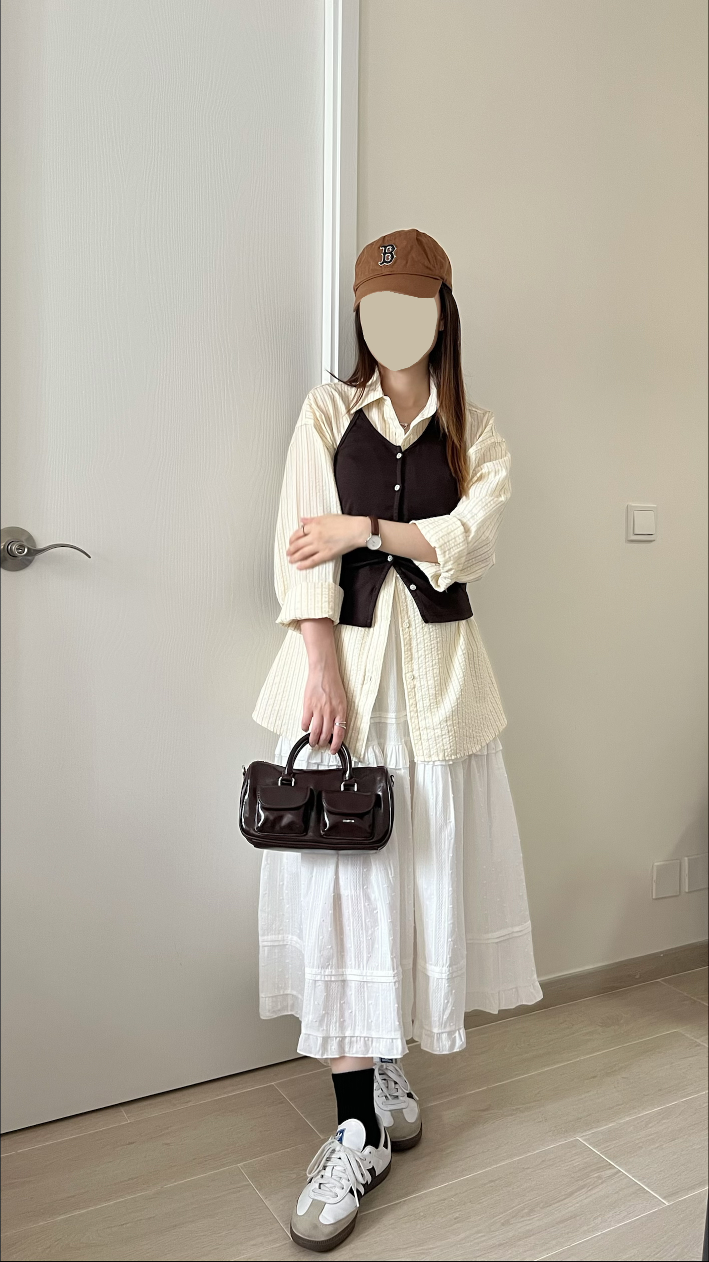 韓妹必備掛脖背心 