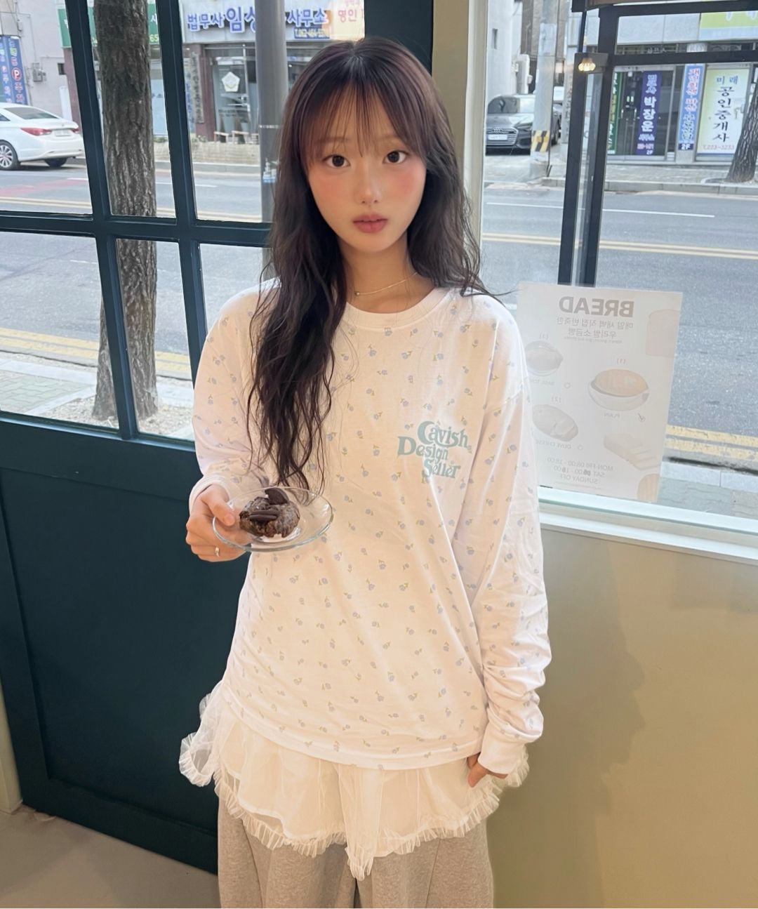 🇰🇷訂購｜Cavish 26SS｜FLOWER SELLER LOGO LS TEE  2色 