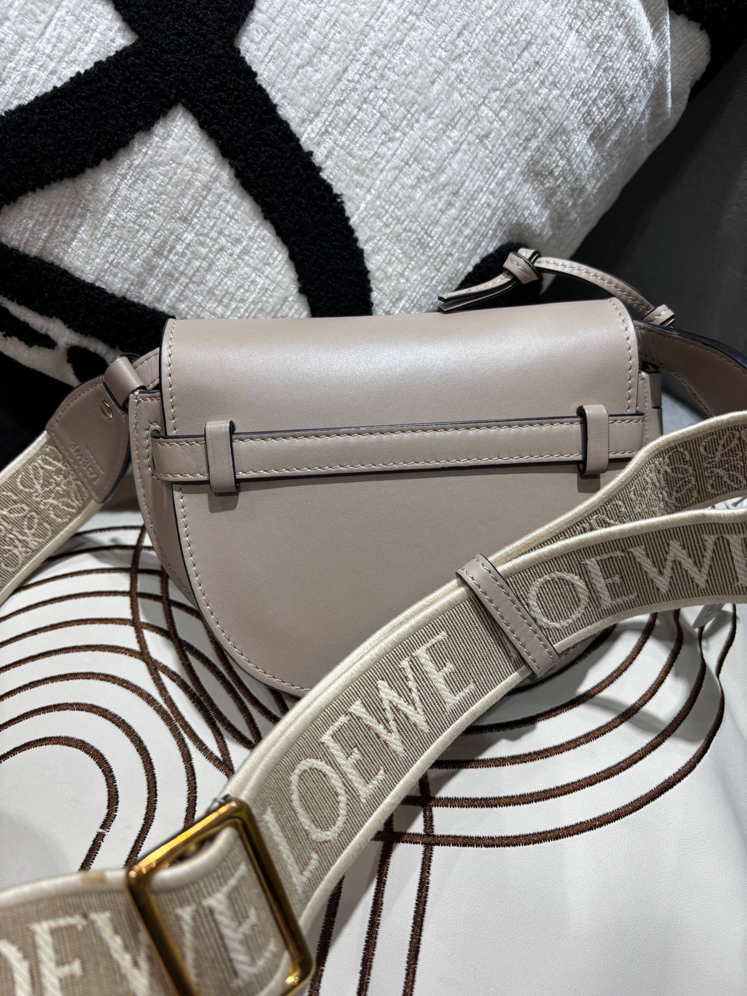 Loewe Mini Gate Calfskin Sand 100%Authentic, 98%New ✅Dust bag