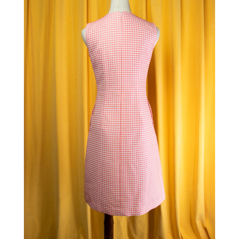 (Ready-Made) 1960s MOD Pink Raised Geometric Pattern Shift Dress (FM138)