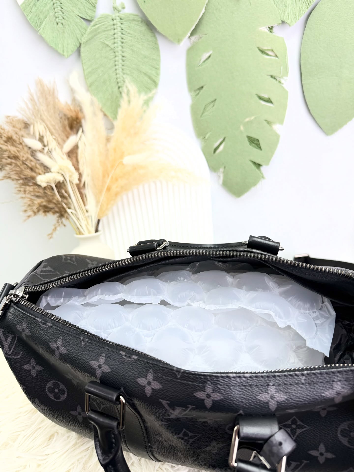 LV🤍PRE OWNED City keepall 35 黑色老花 晶片款 有塵袋有盒🖤