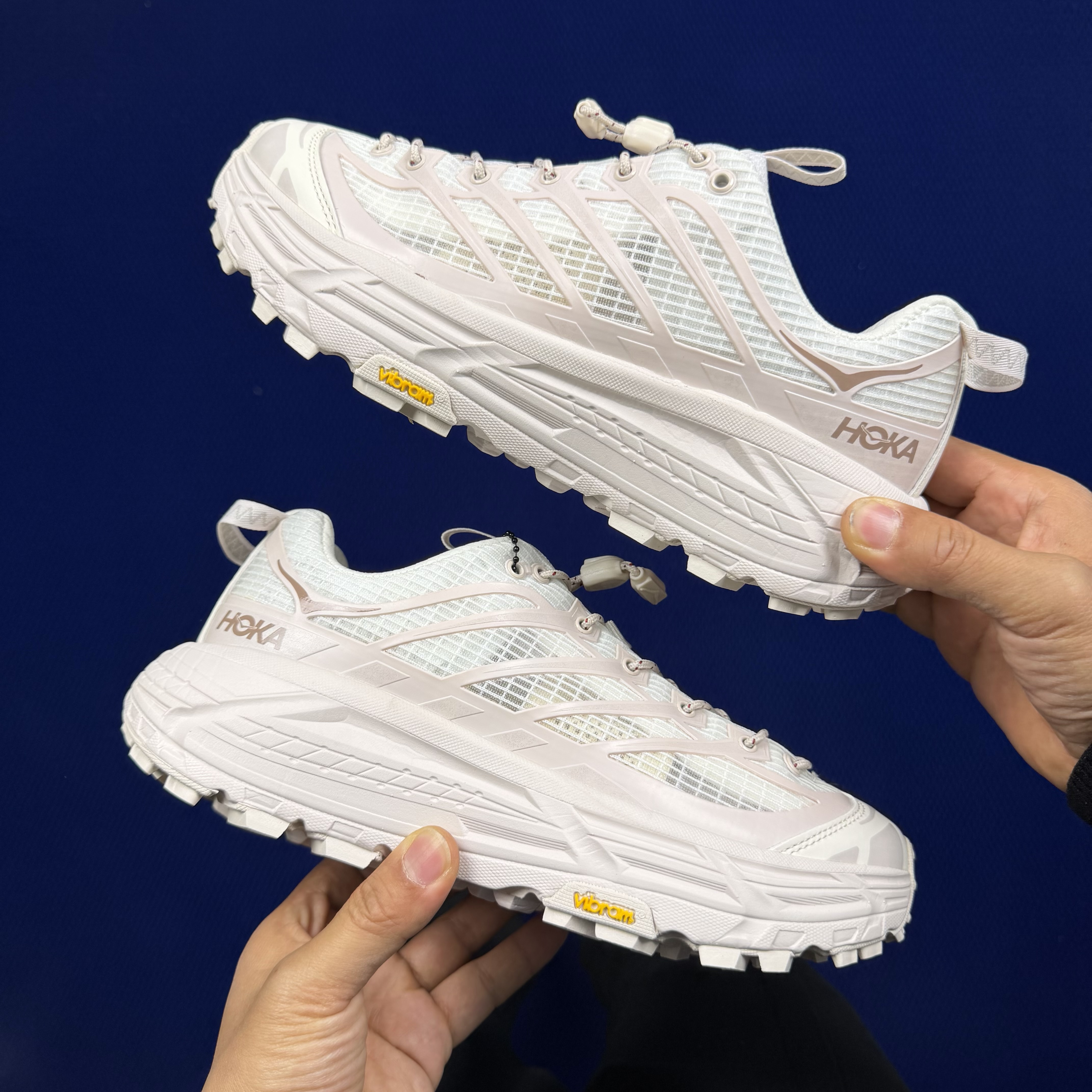 Hoka One One Mafate Three 2 