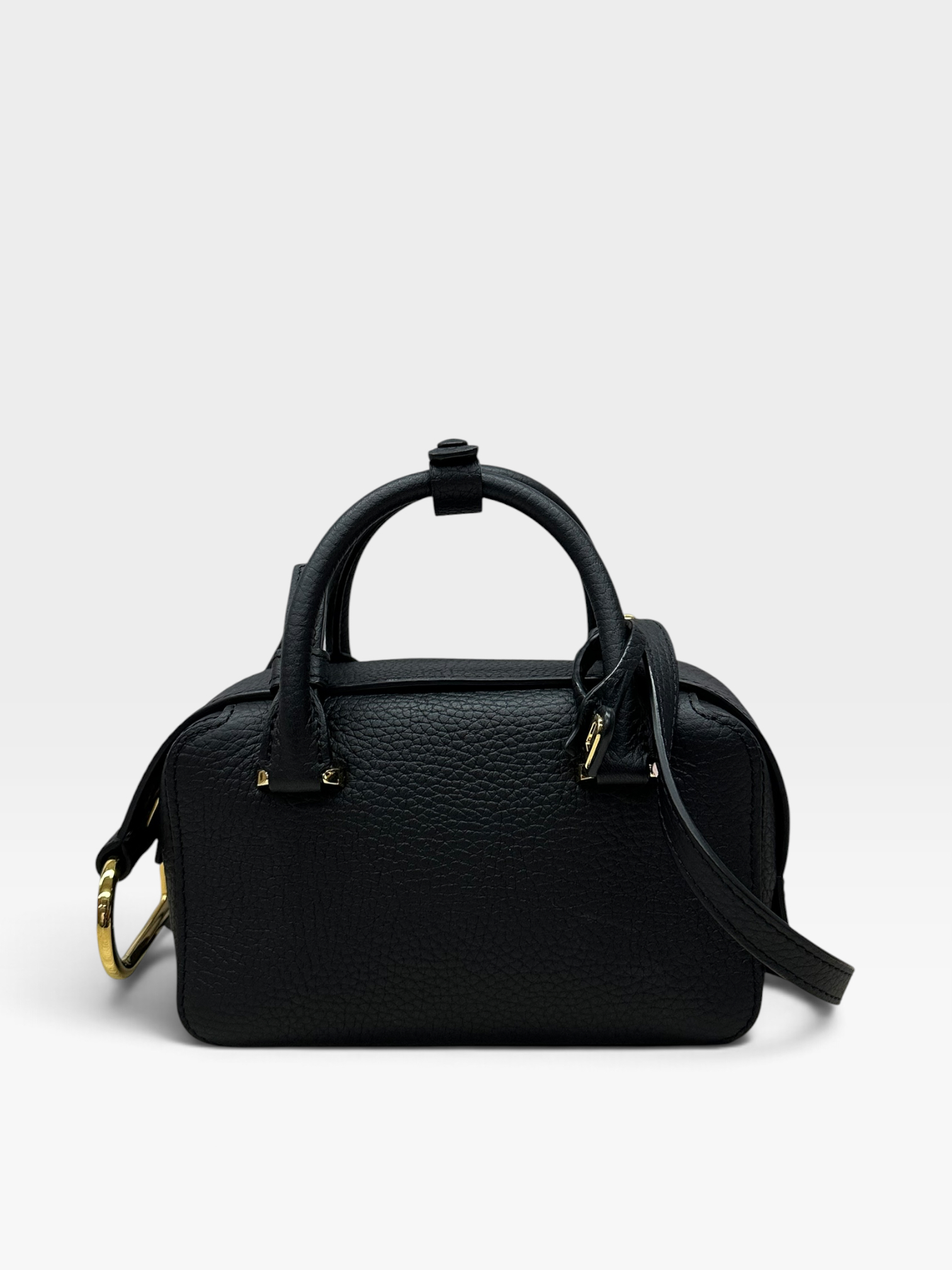 Pre-Owned DELVAUX Cool Box Nano / Product Code: 092409