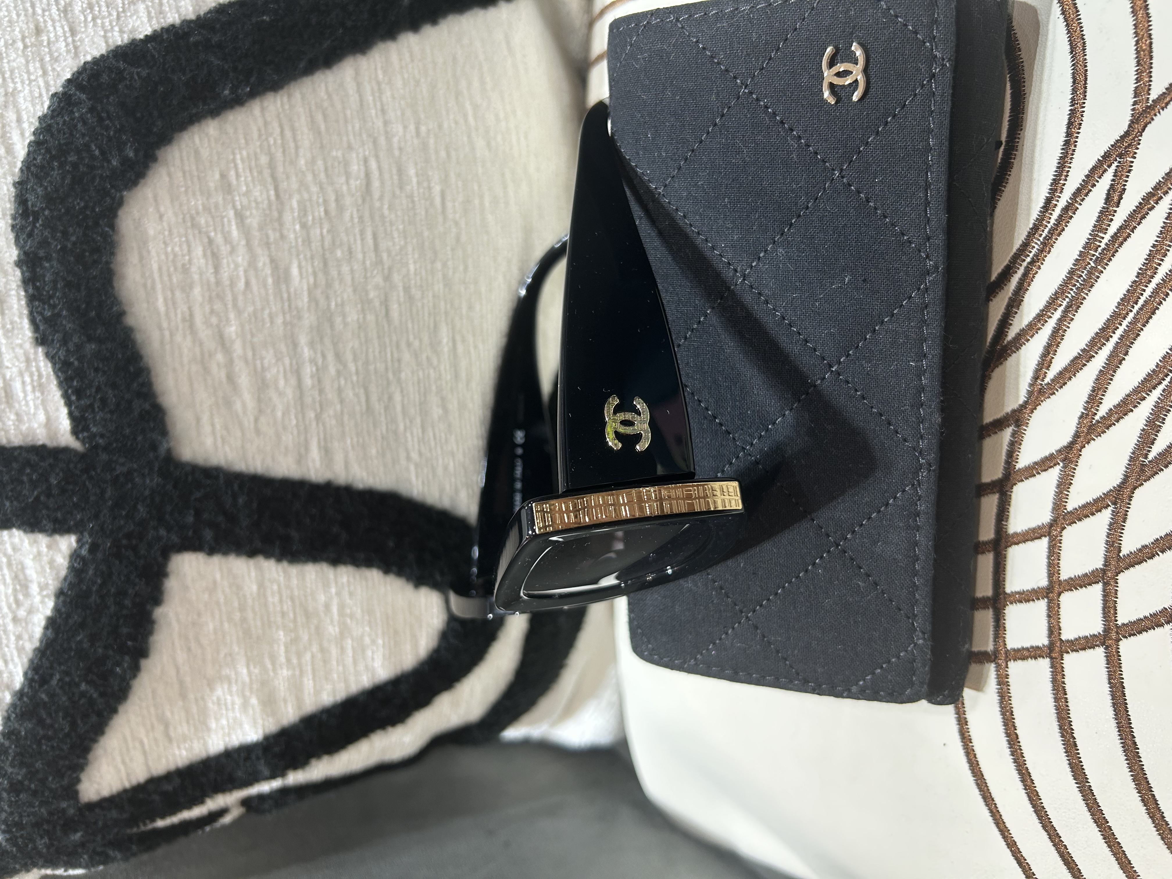 Chanel Sunglasses 5435 100%Authentic, 99%New ✅Box