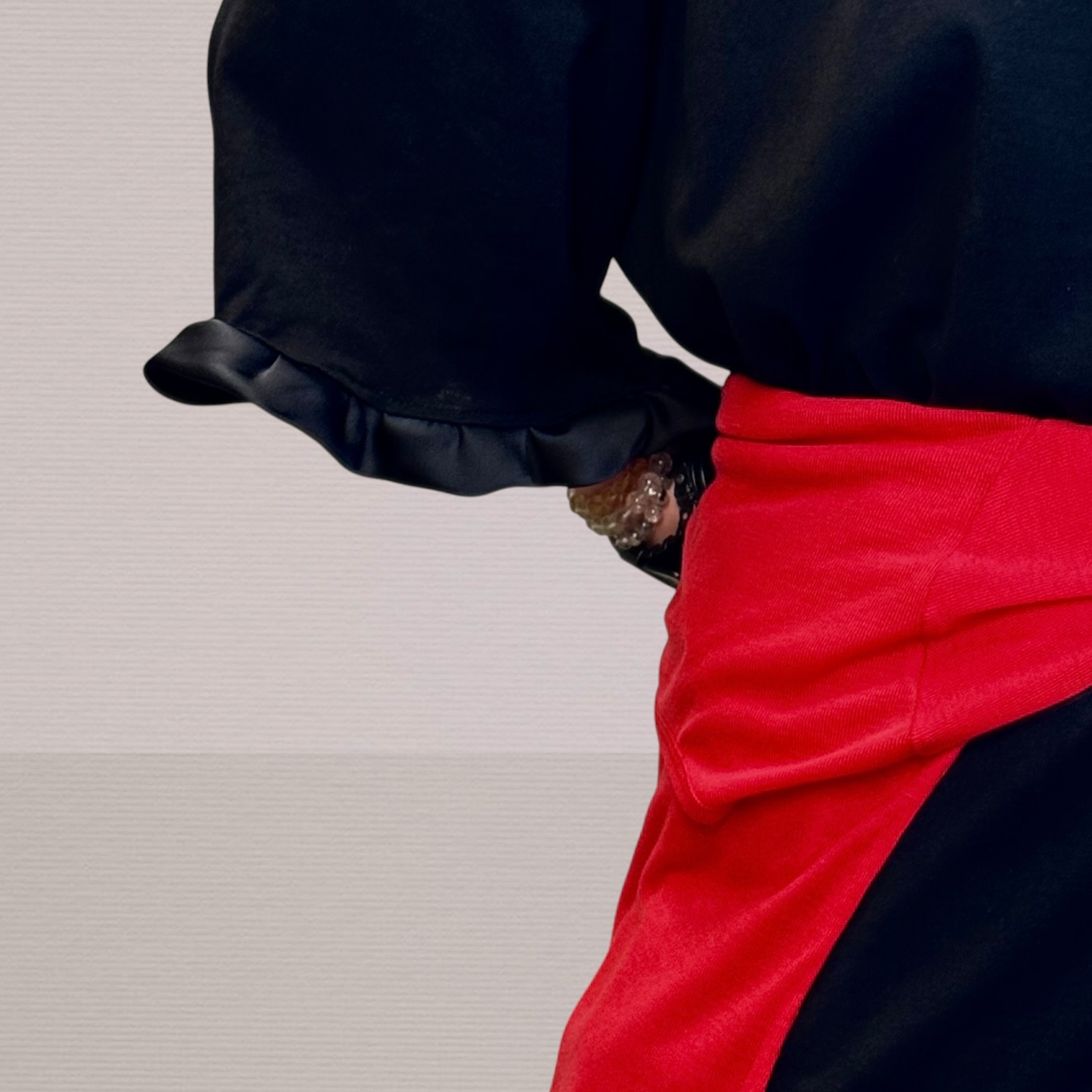 221102 ruff 手袖Tee  胸 118 Hip 116 長 80