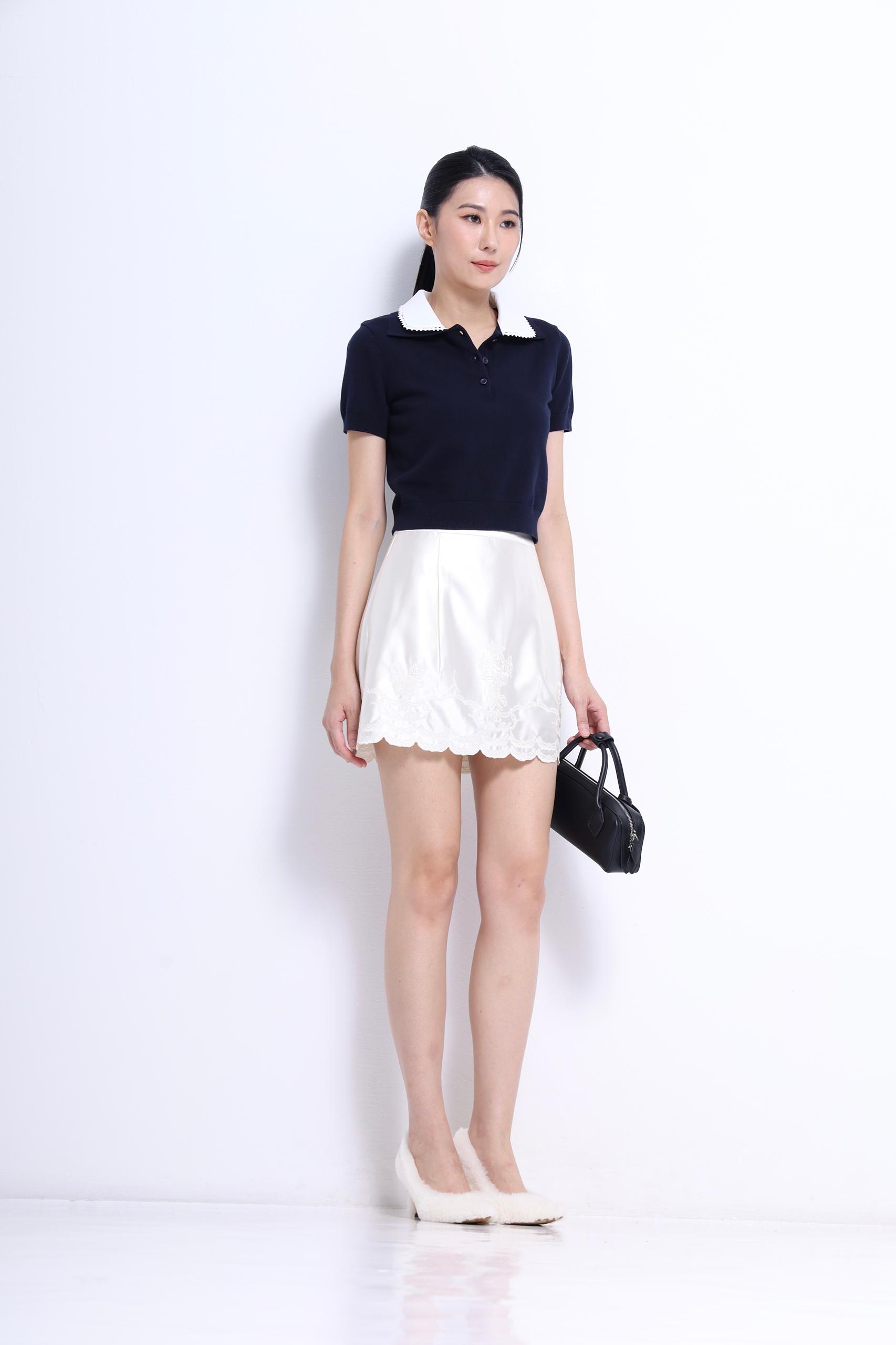 CS1432 Embroidered Satin Scallop Mini Skirt