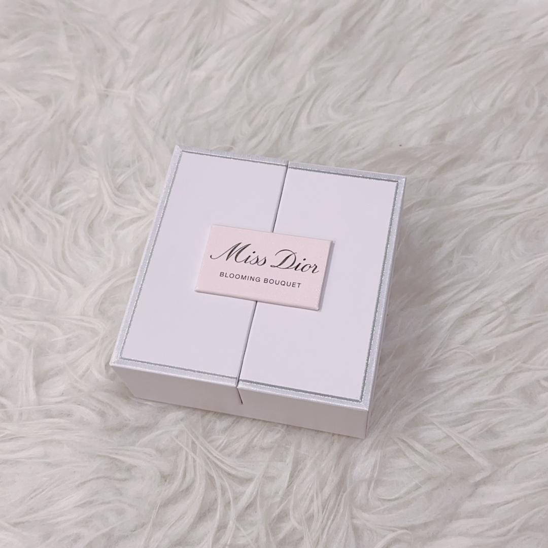 MISS DIOR BLOOMING 花漾甜心小礼盒