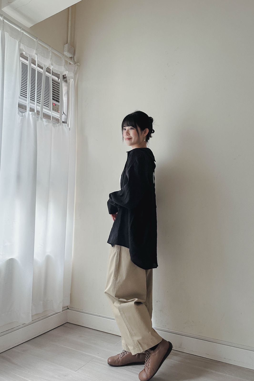 空氣感透膚後扣帶襯衫 (兩色入)