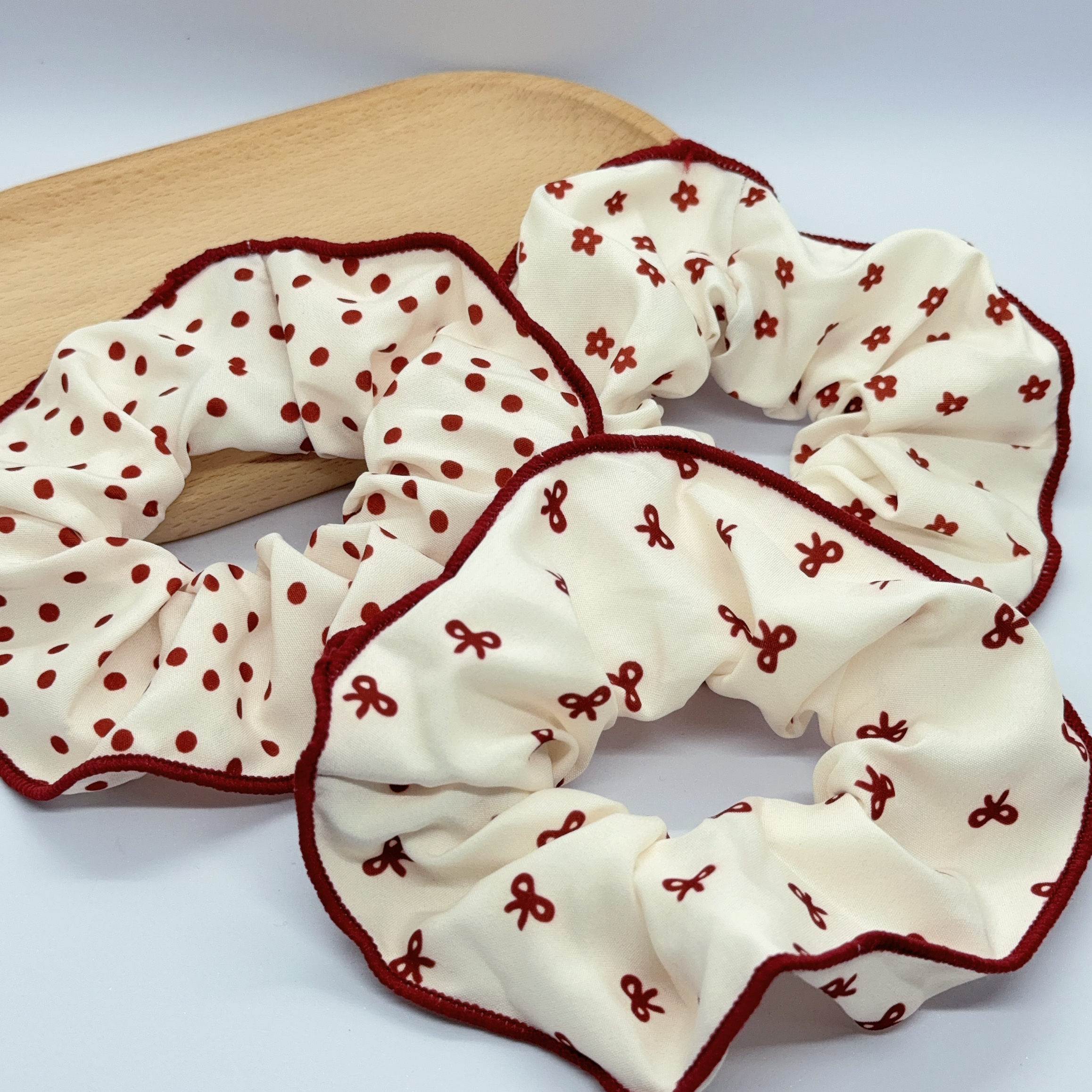 大布髮圈 (3條裝) - 可愛A款 / Large Fabric Hair Scrunchies (3 pcs) - Lovely Style A